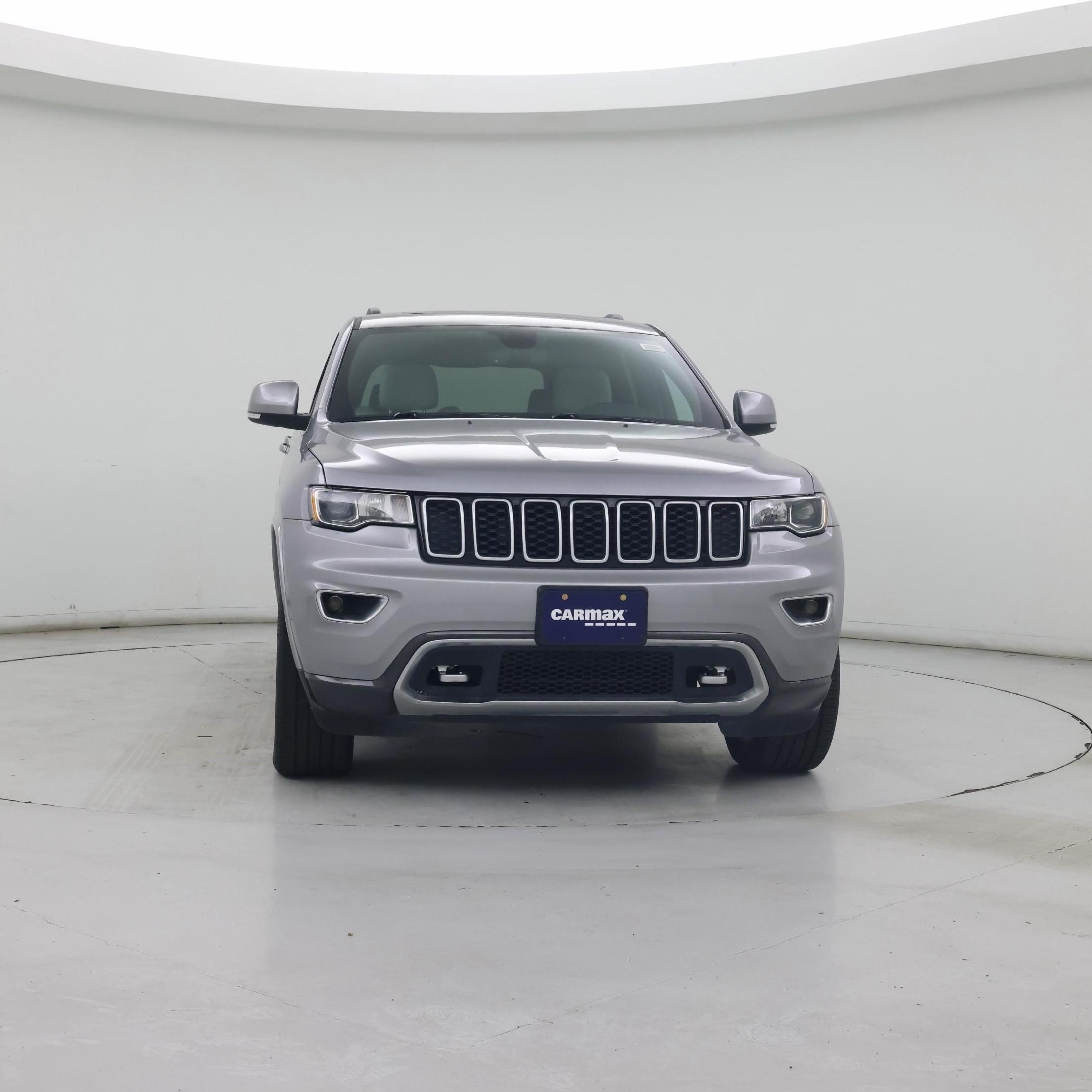 Thumbnail: 2018 Jeep Grand Cherokee - 5