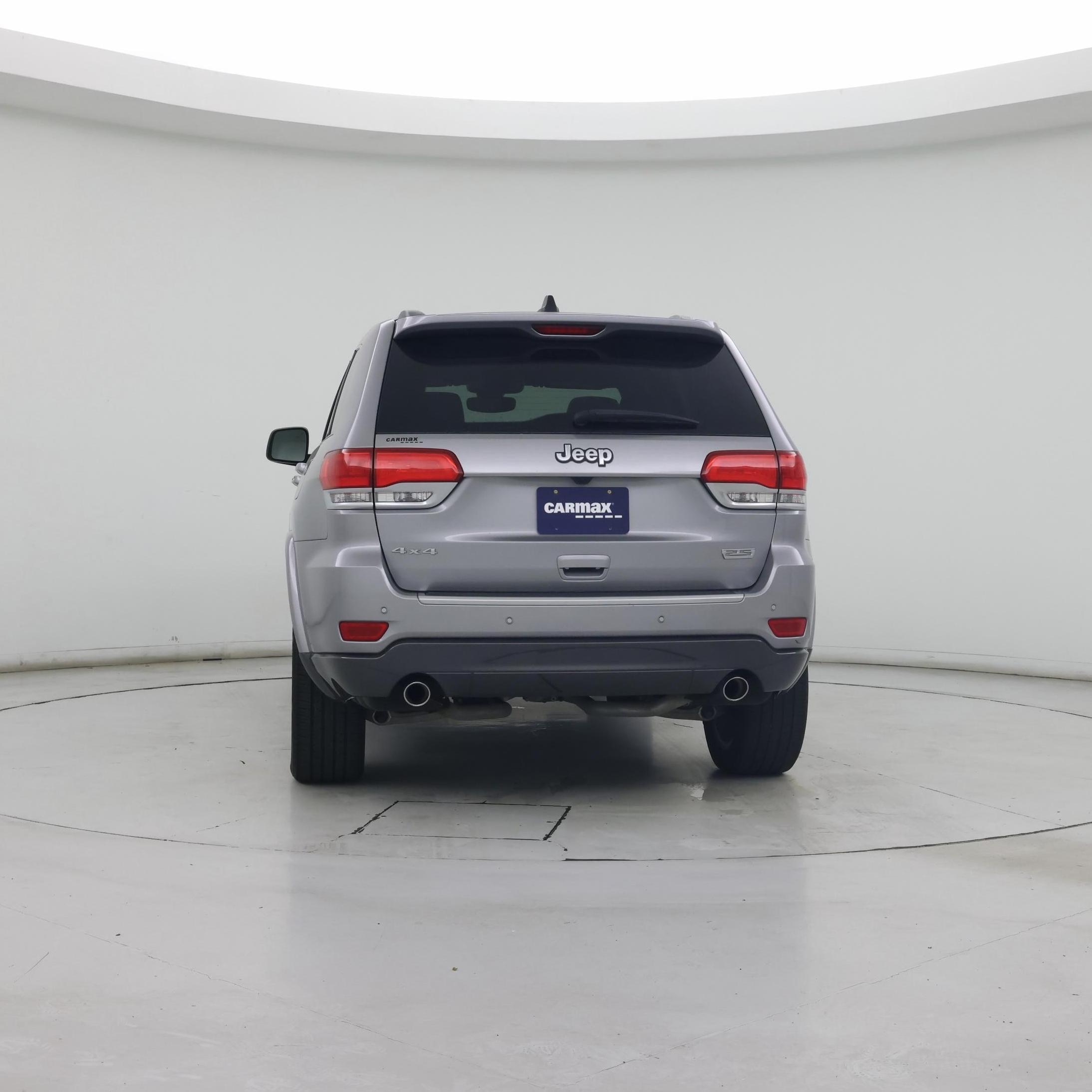 Thumbnail: 2018 Jeep Grand Cherokee - 6