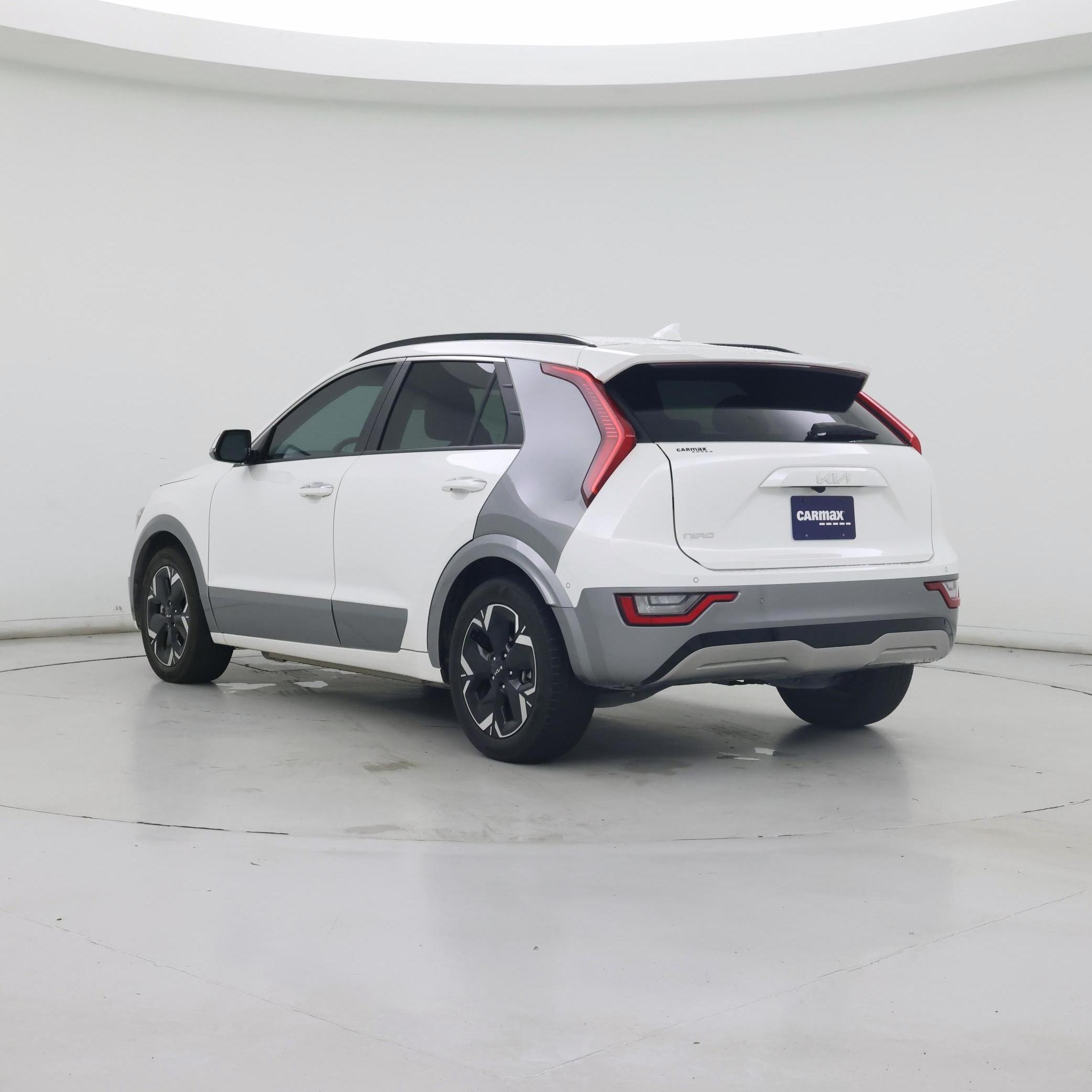 Thumbnail: 2023 Kia Niro - 2
