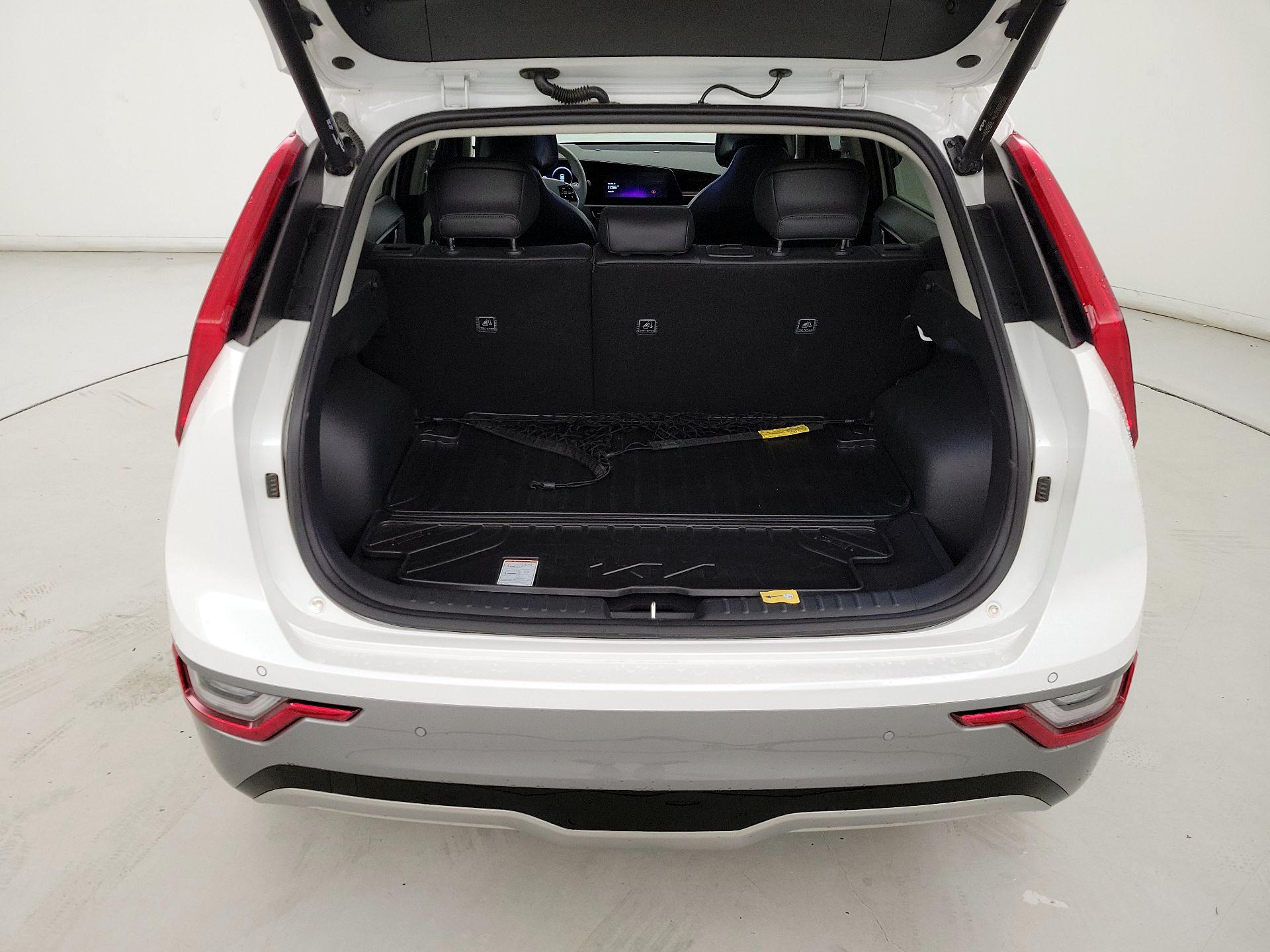 Thumbnail: 2023 Kia Niro - 20