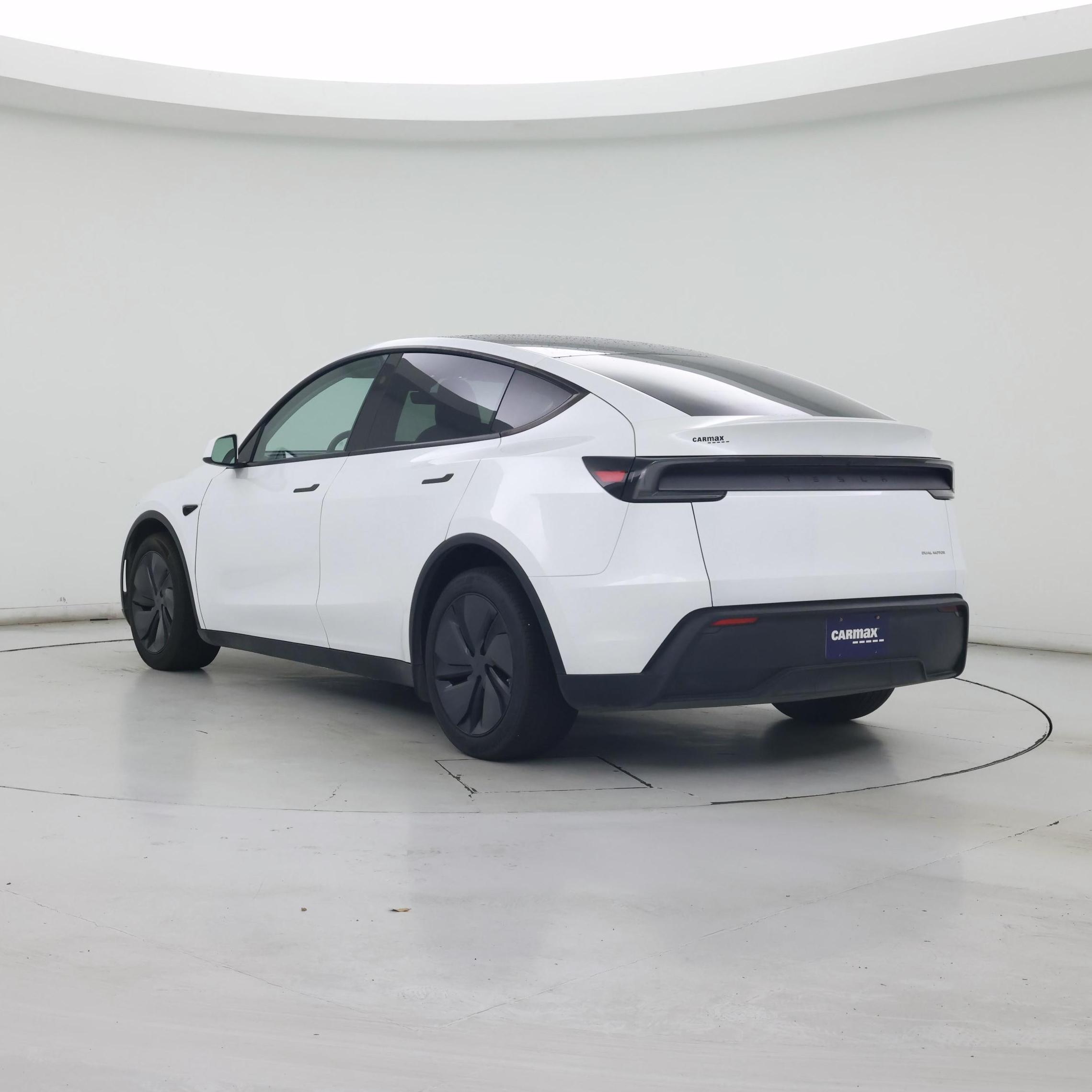 Thumbnail: 2026 Tesla Model Y - 2