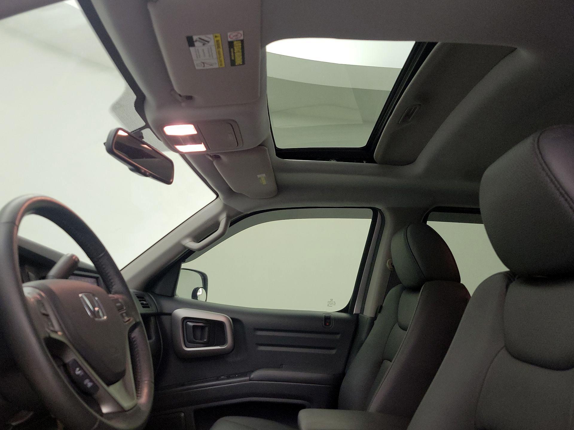 Thumbnail: 2014 Honda Ridgeline - 18