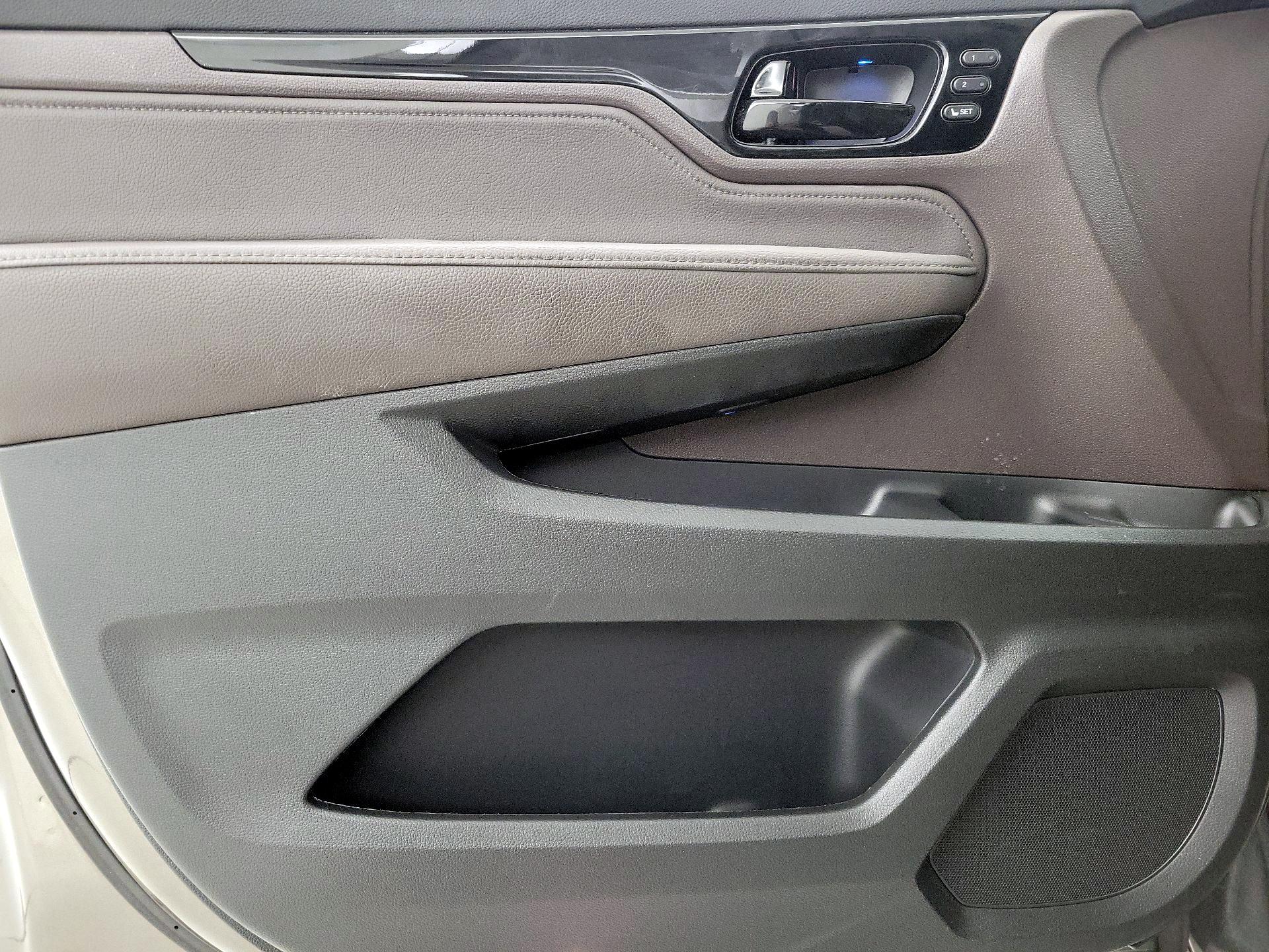 Thumbnail: 2023 Honda Odyssey - 12