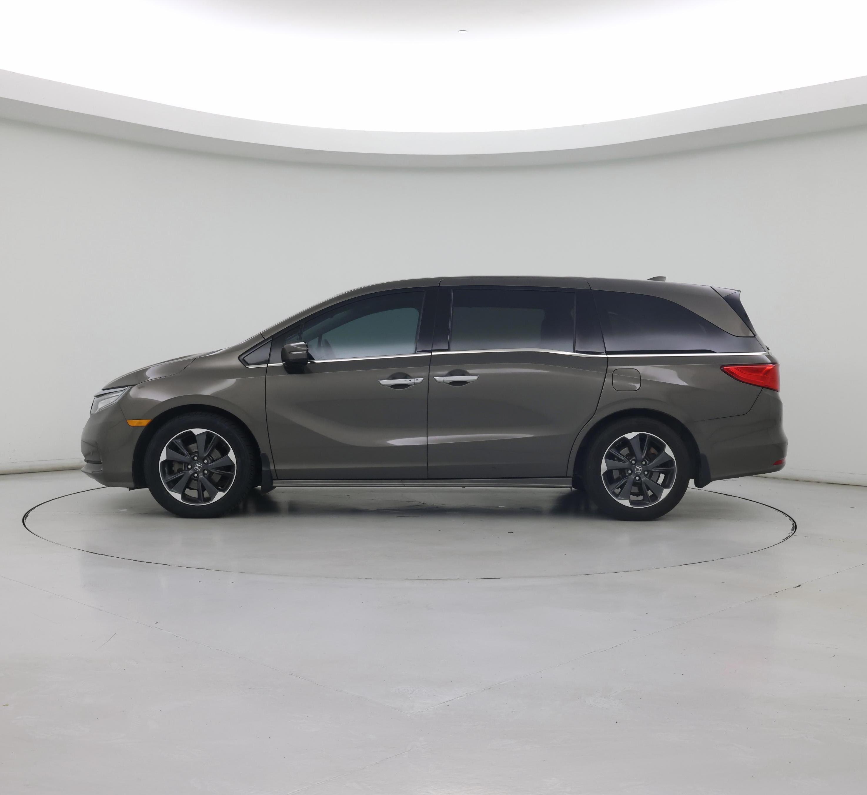 Thumbnail: 2023 Honda Odyssey - 3