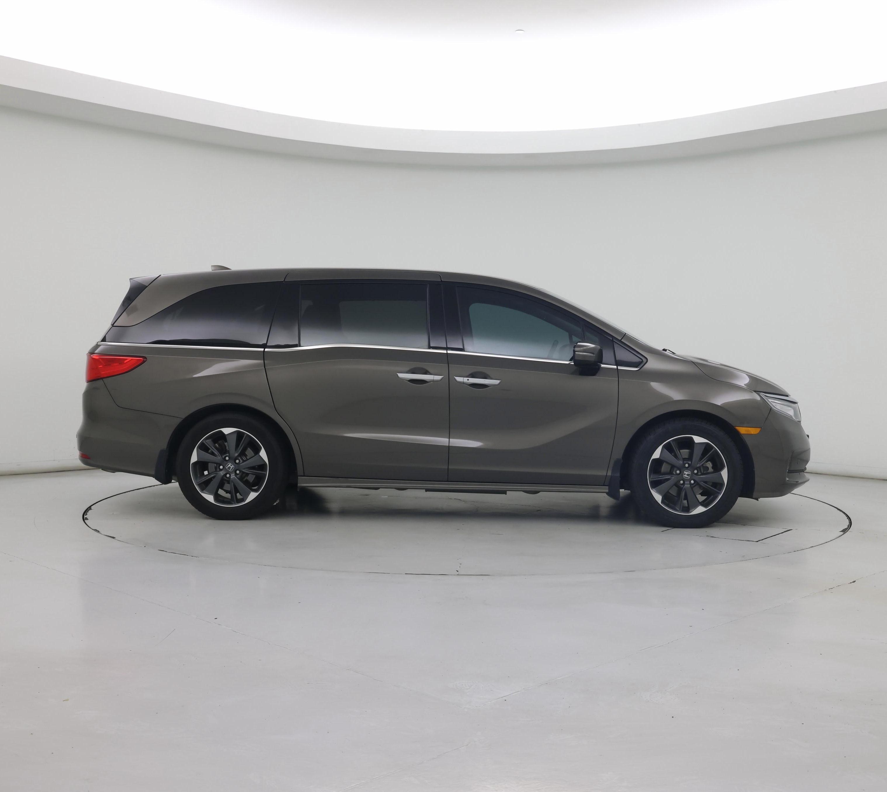 Thumbnail: 2023 Honda Odyssey - 7