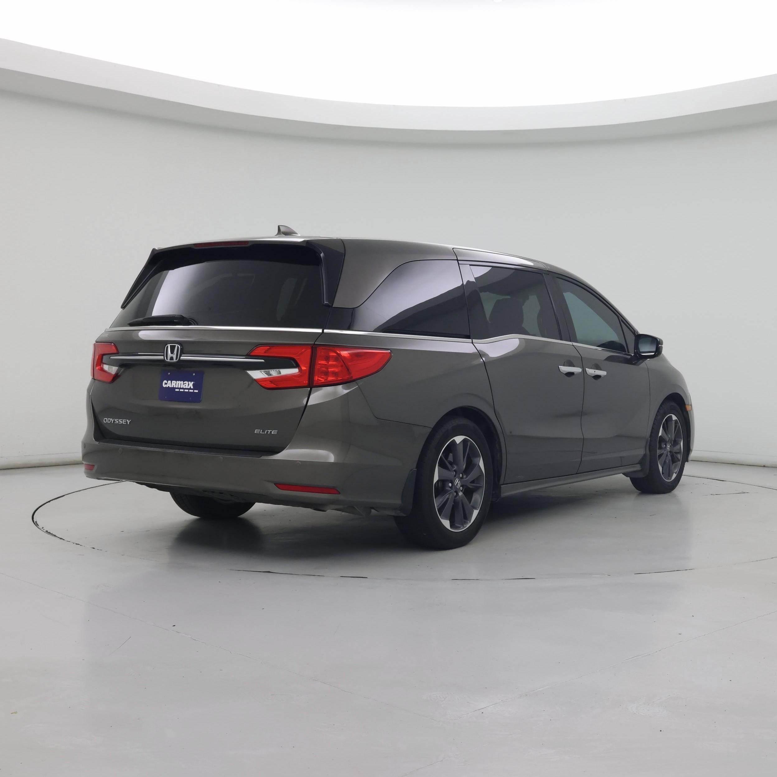 Thumbnail: 2023 Honda Odyssey - 8