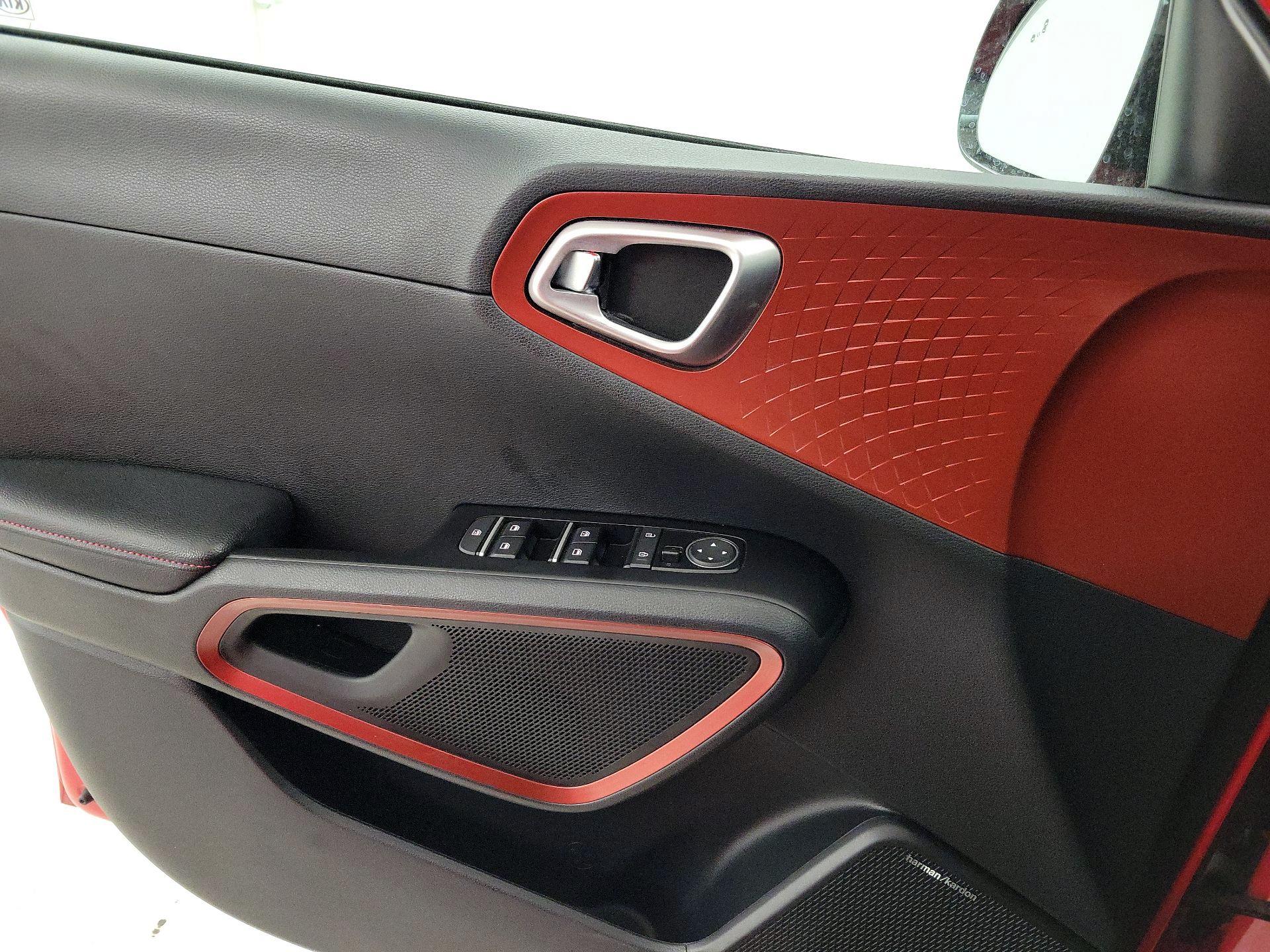 Thumbnail: 2021 Kia Soul - 12