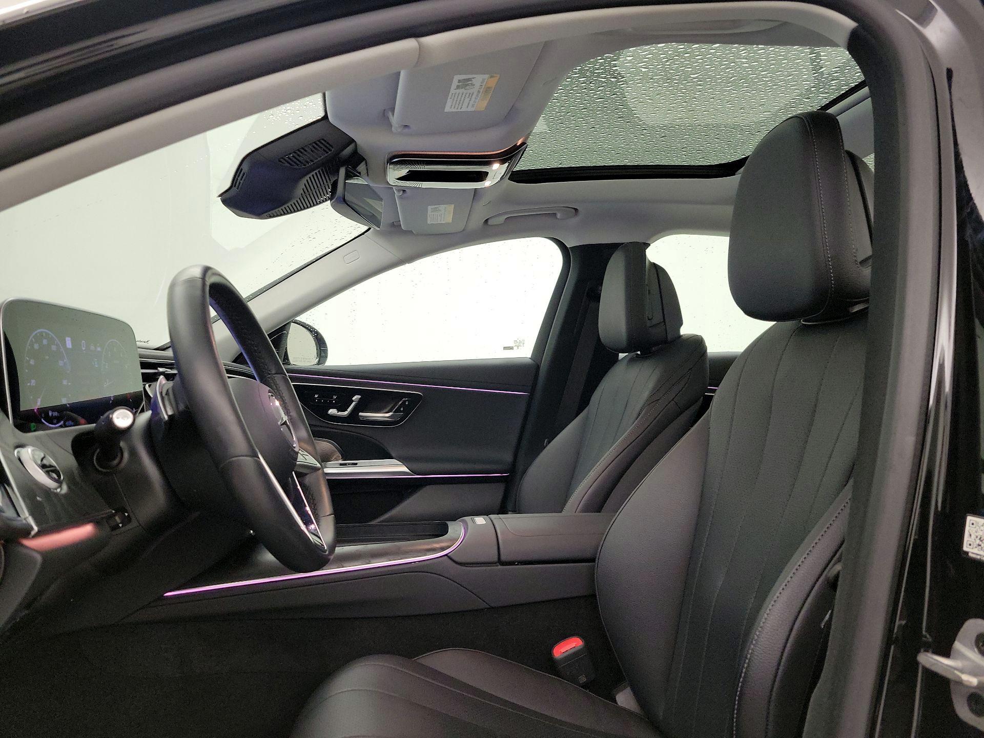 Thumbnail: 2024 Mercedes-Benz E-Class - 19