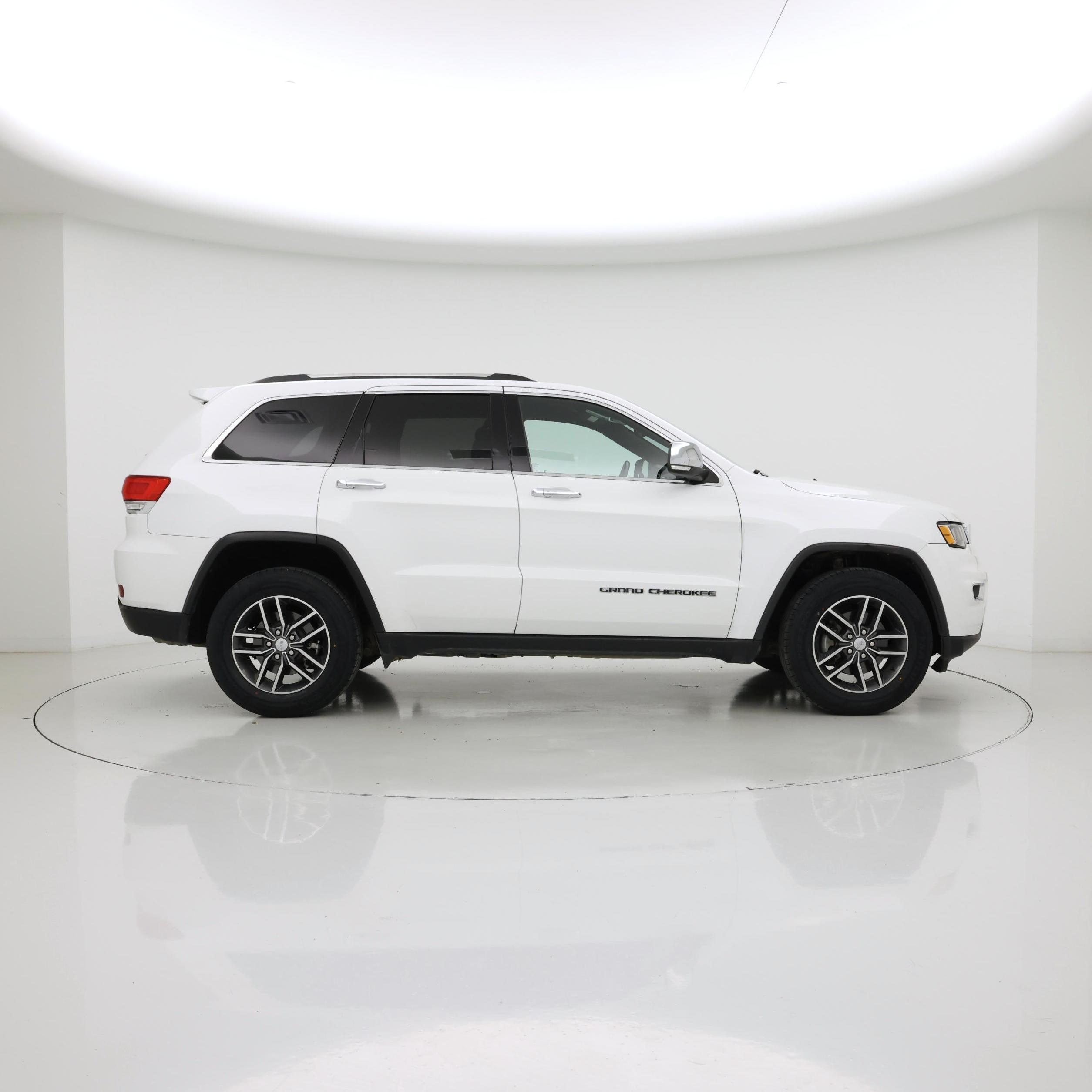 Thumbnail: 2017 Jeep Grand Cherokee - 7