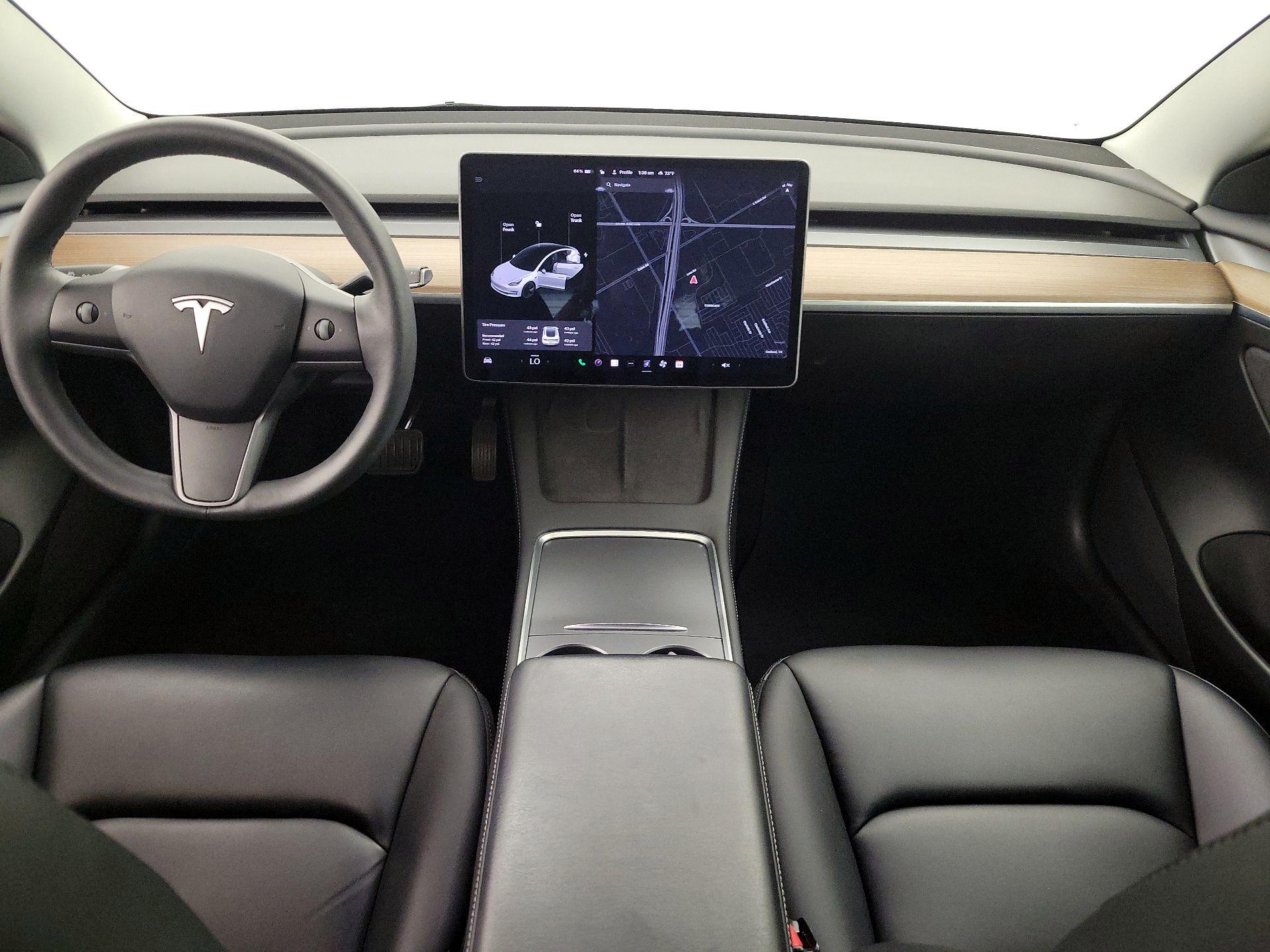 Thumbnail: 2022 Tesla Model 3 - 9