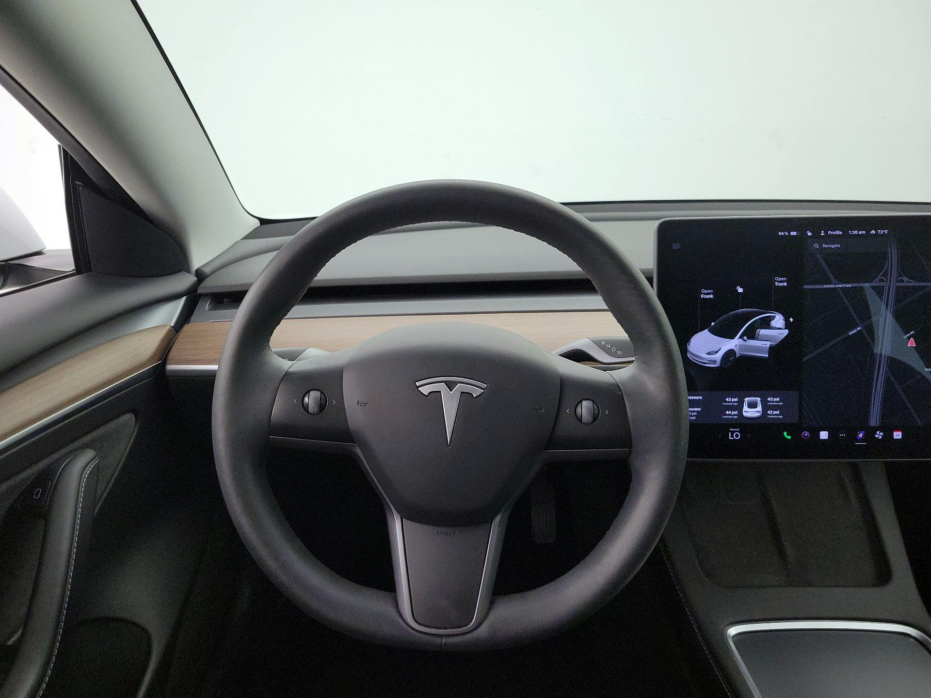 Thumbnail: 2022 Tesla Model 3 - 10