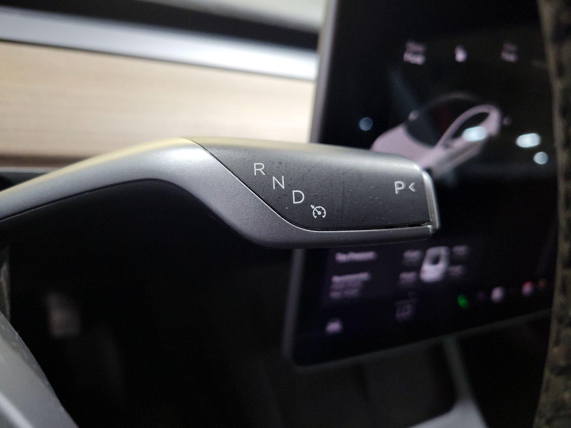 Thumbnail: 2022 Tesla Model 3 - 17