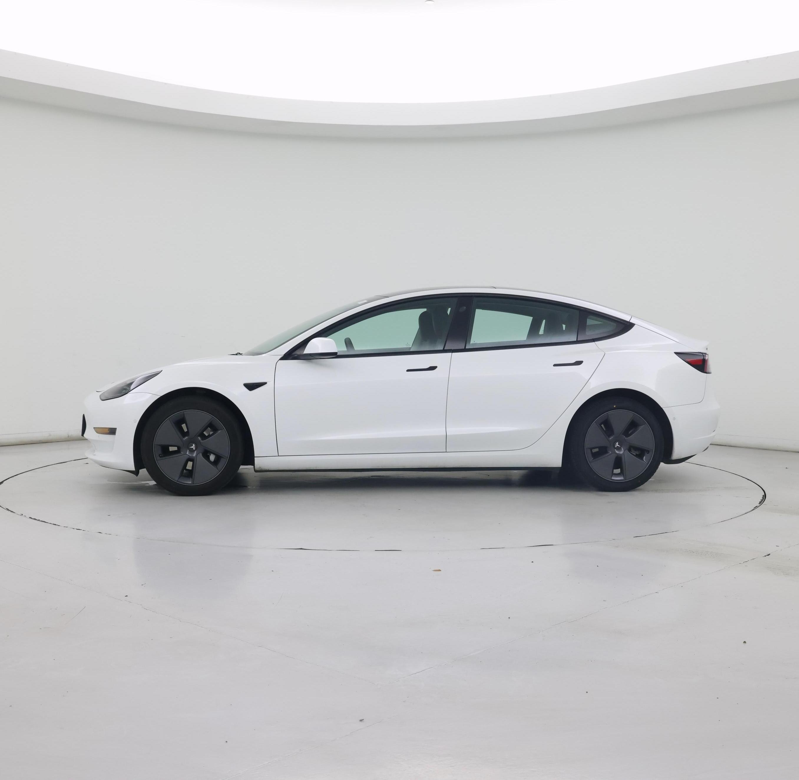 Thumbnail: 2022 Tesla Model 3 - 3