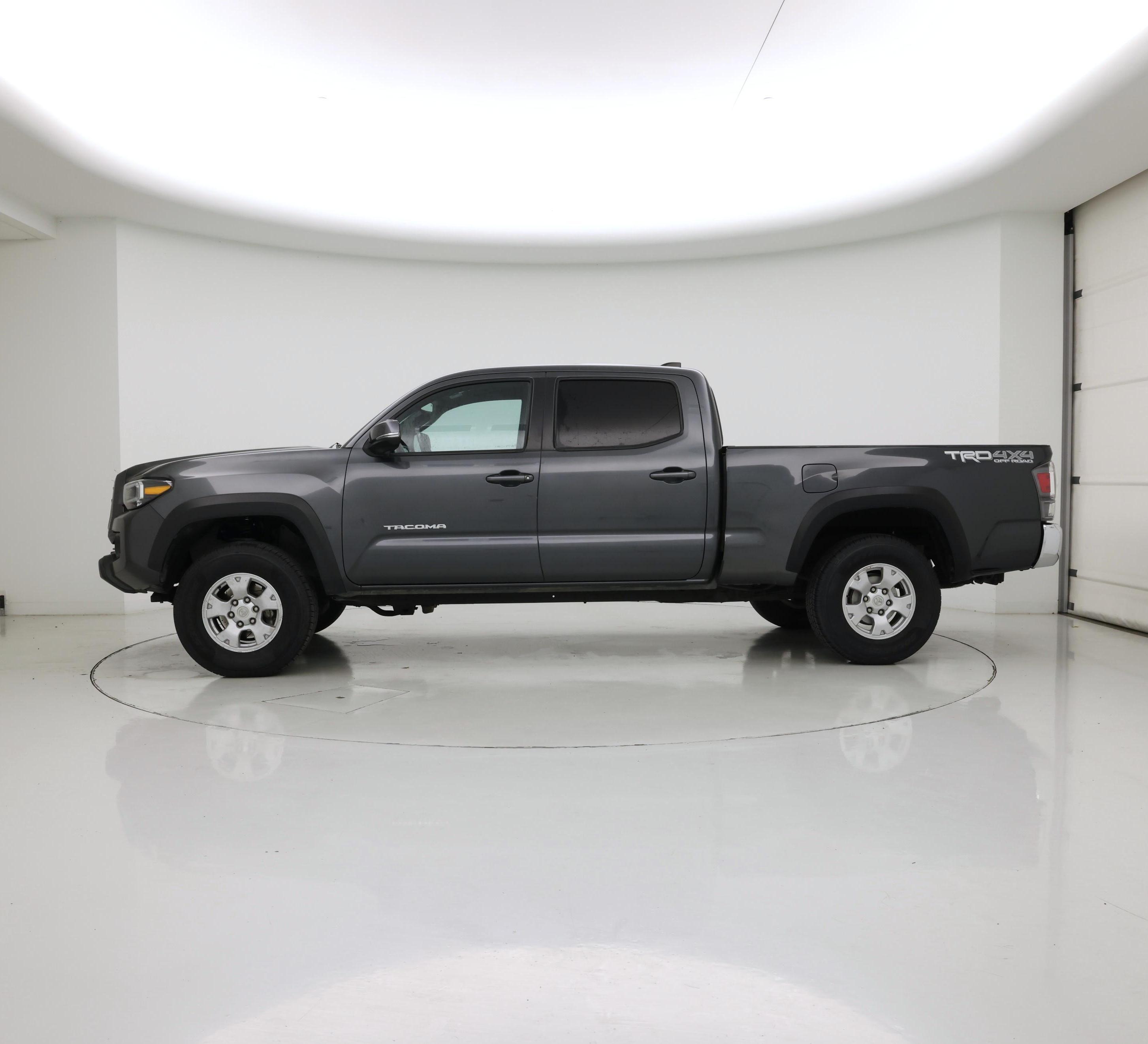 Thumbnail: 2023 Toyota Tacoma - 3