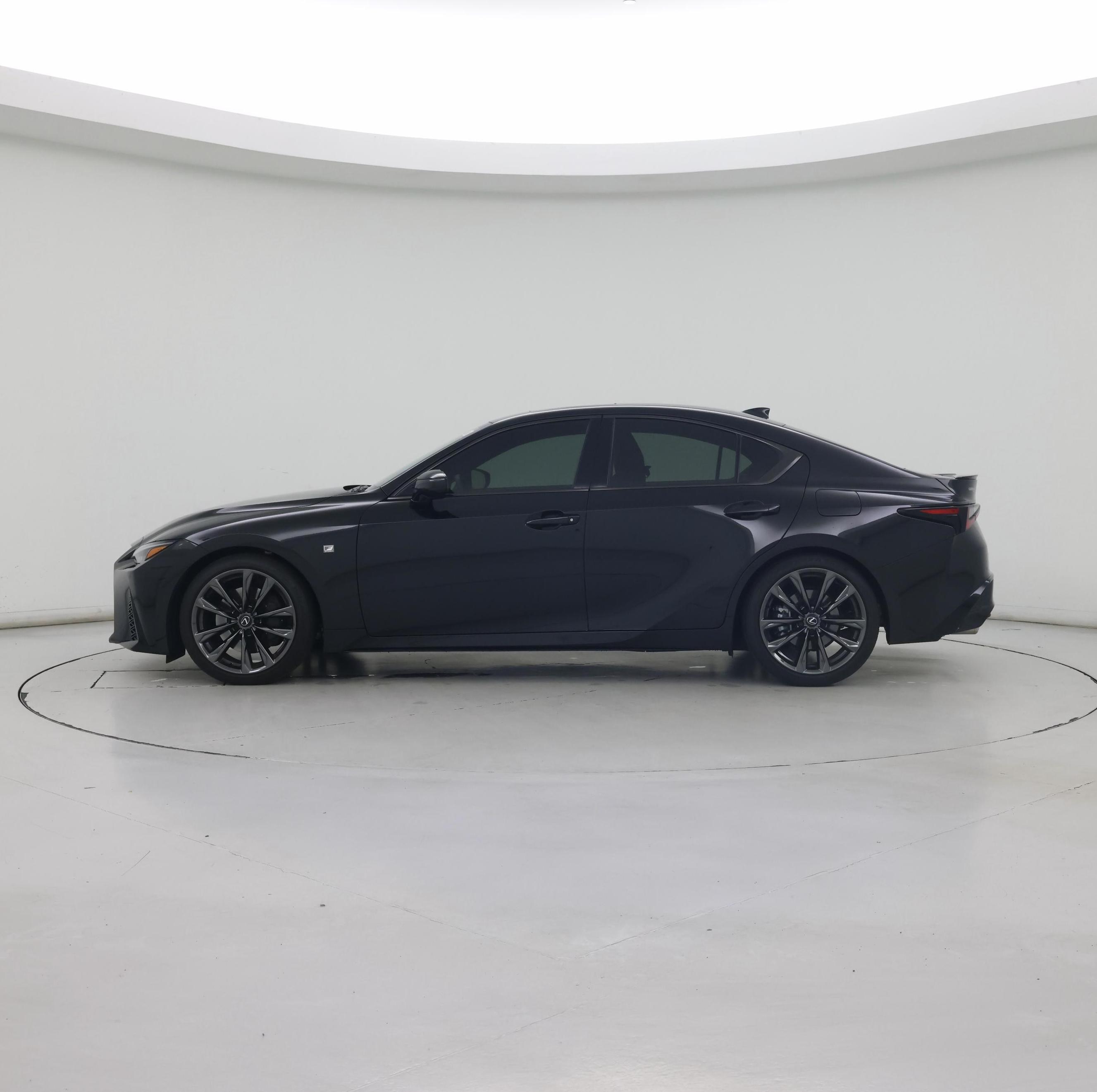 Thumbnail: 2025 Lexus IS - 3