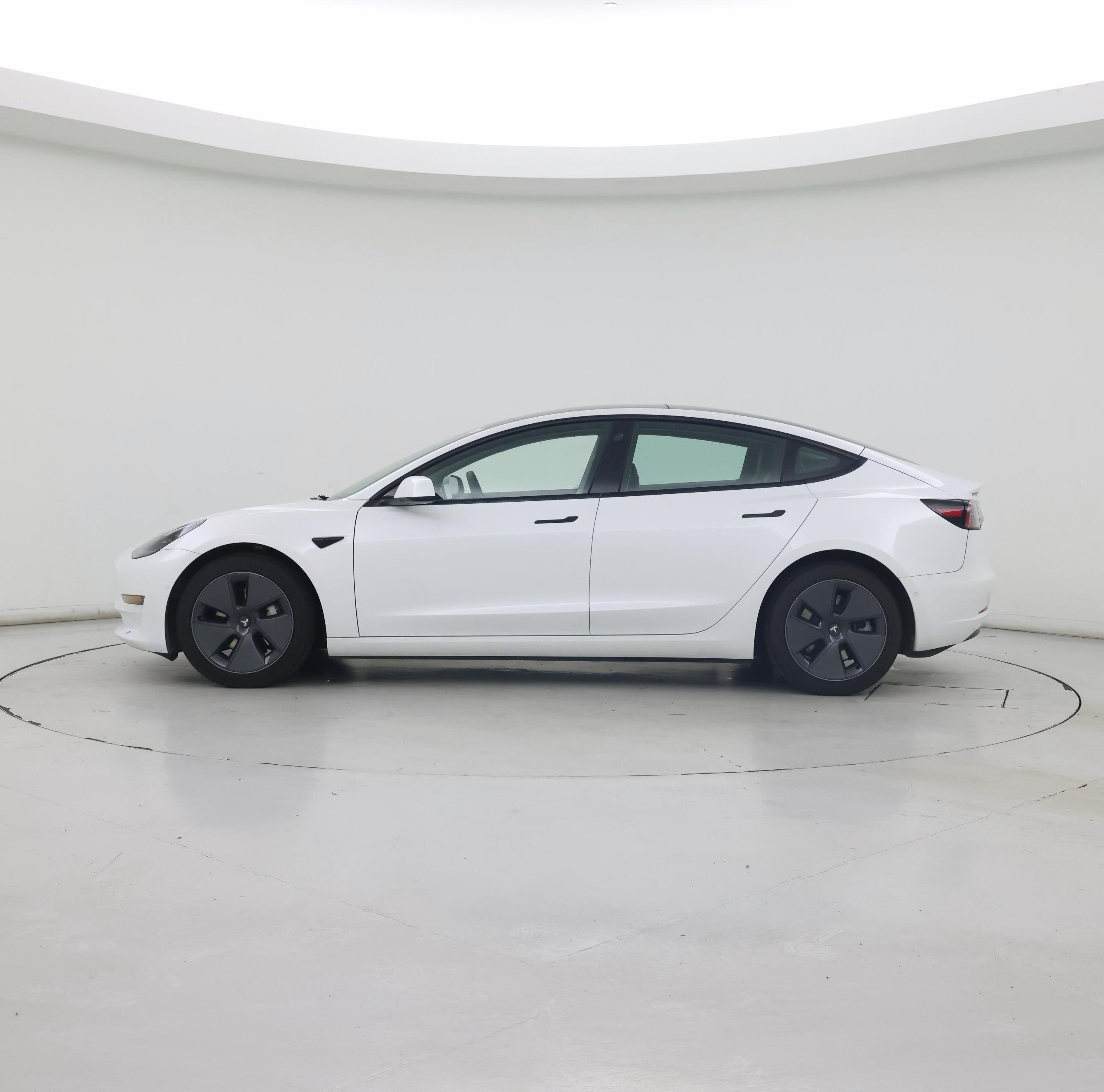 Thumbnail: 2022 Tesla Model 3 - 3