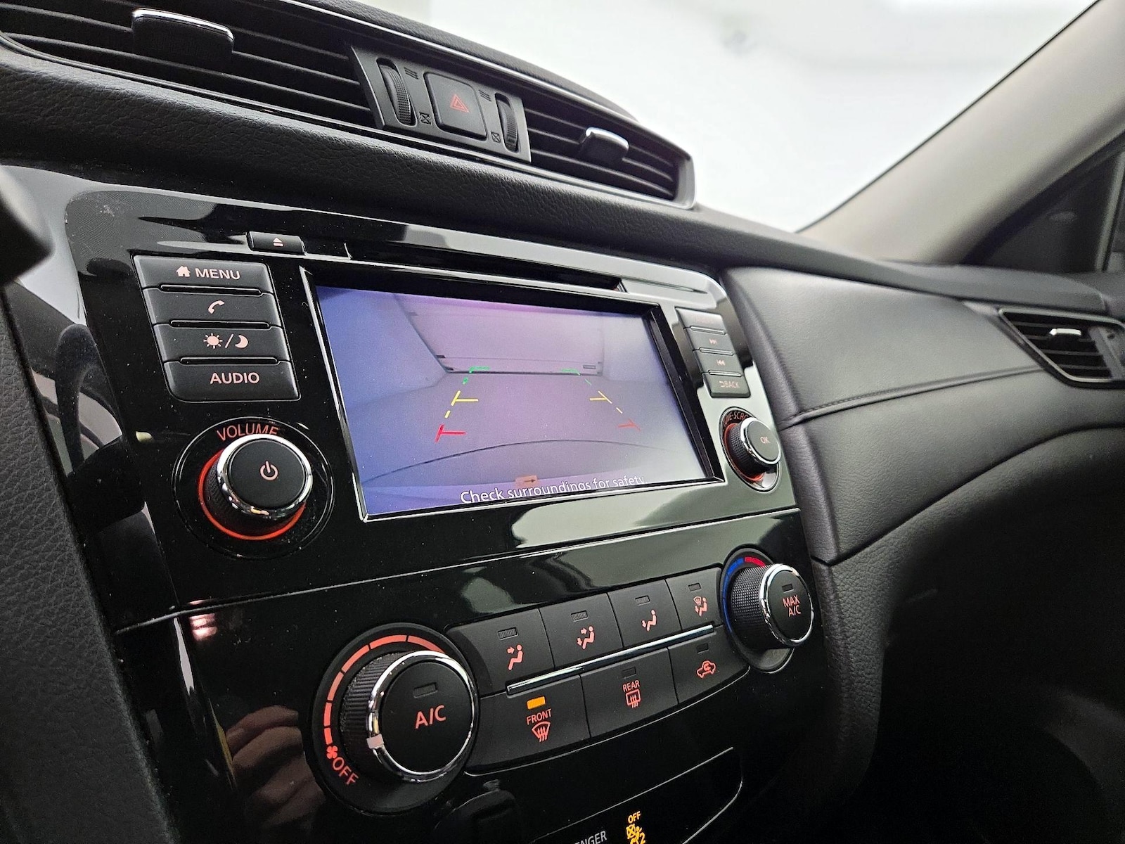 2019 Nissan Rogue S - Photo 15