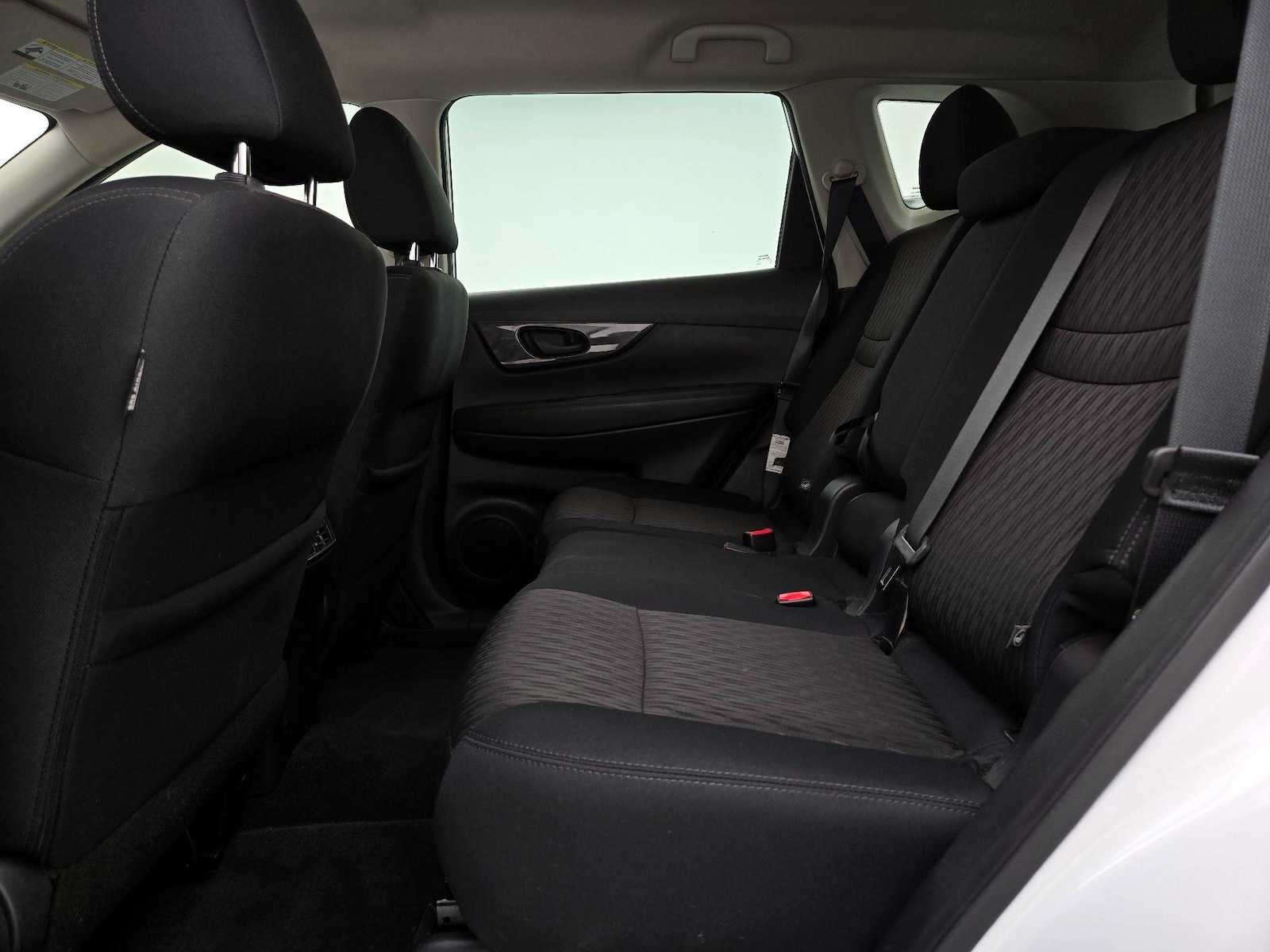 2019 Nissan Rogue S - Photo 20