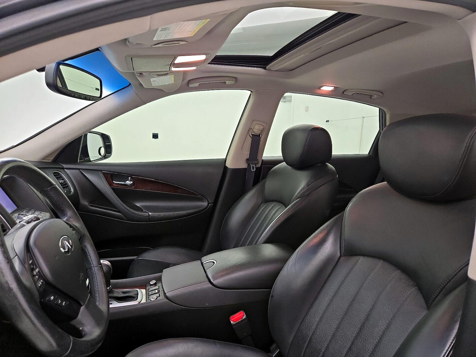 2016 INFINITI QX50 Base - Photo 19