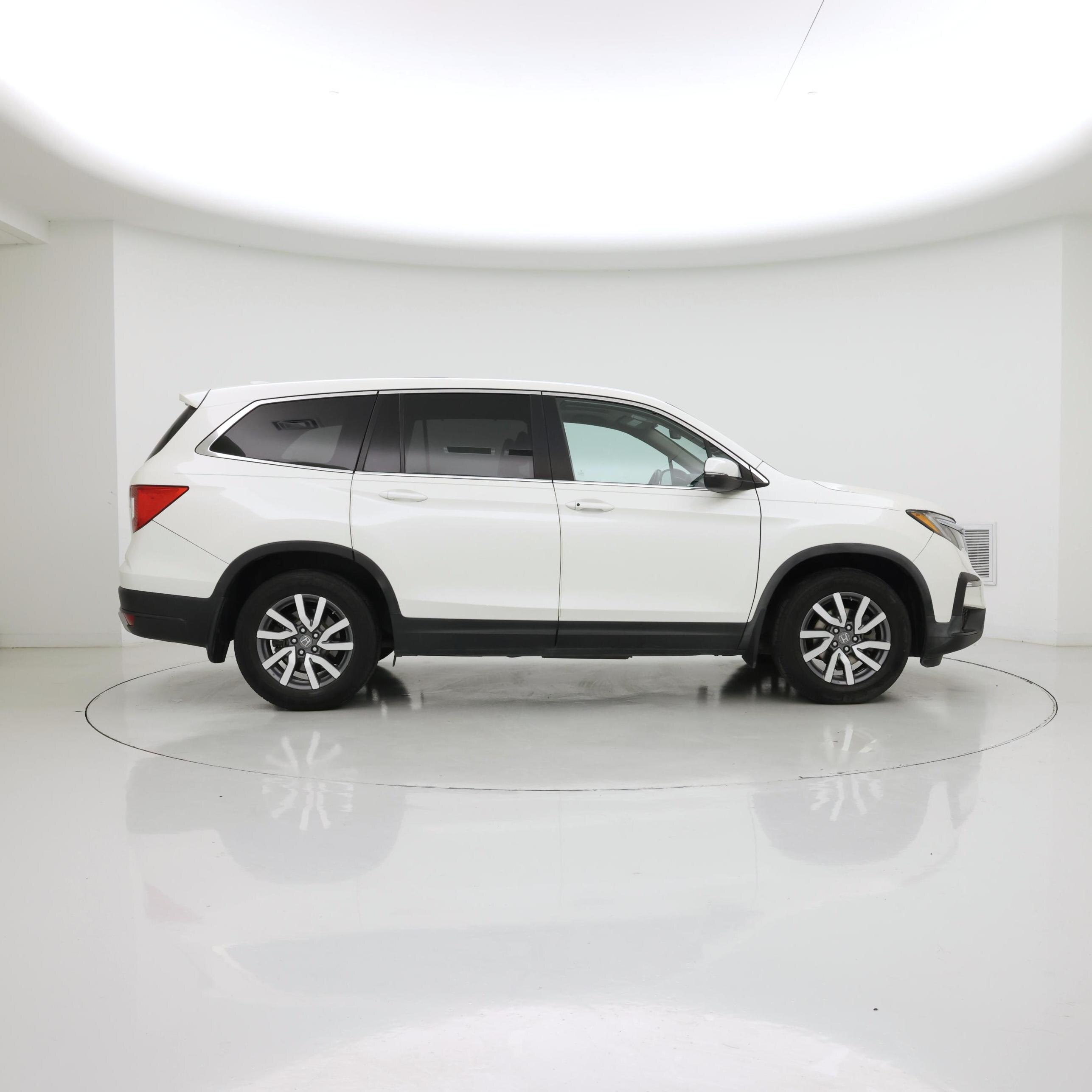 Thumbnail: 2019 Honda Pilot - 7