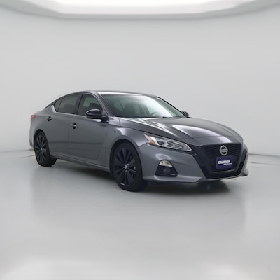 2022 Nissan Altima SR