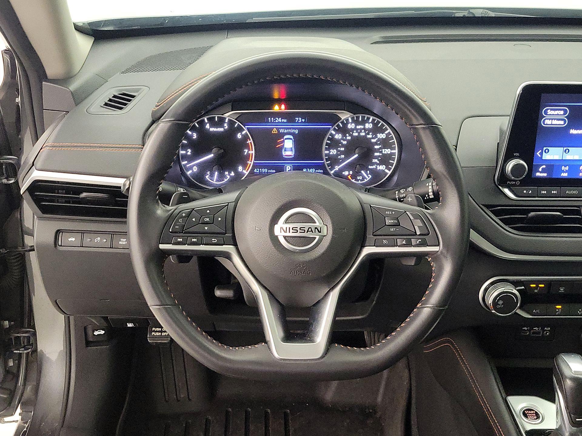 Thumbnail: 2022 Nissan Altima - 10