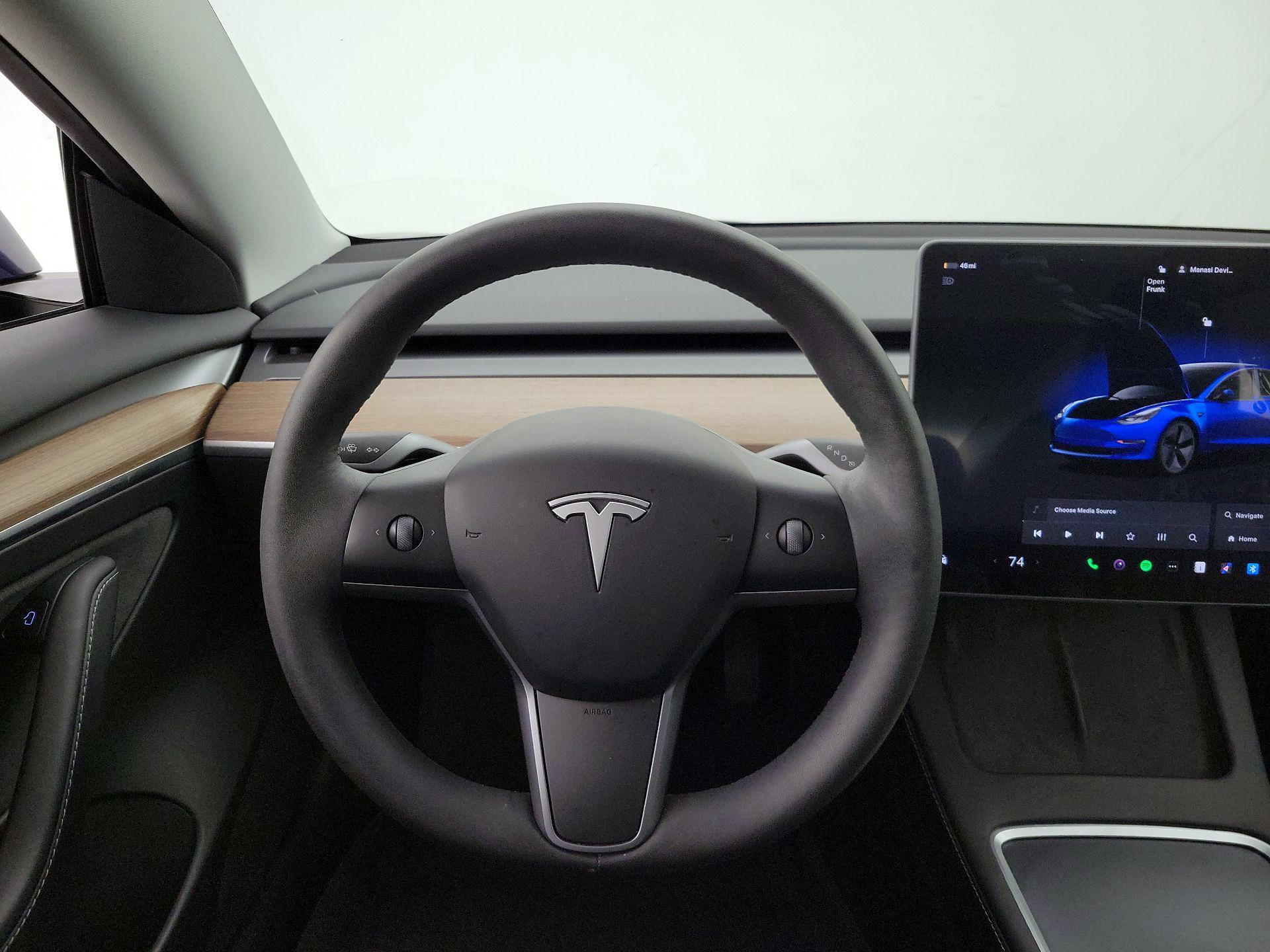 Thumbnail: 2023 Tesla Model 3 - 10