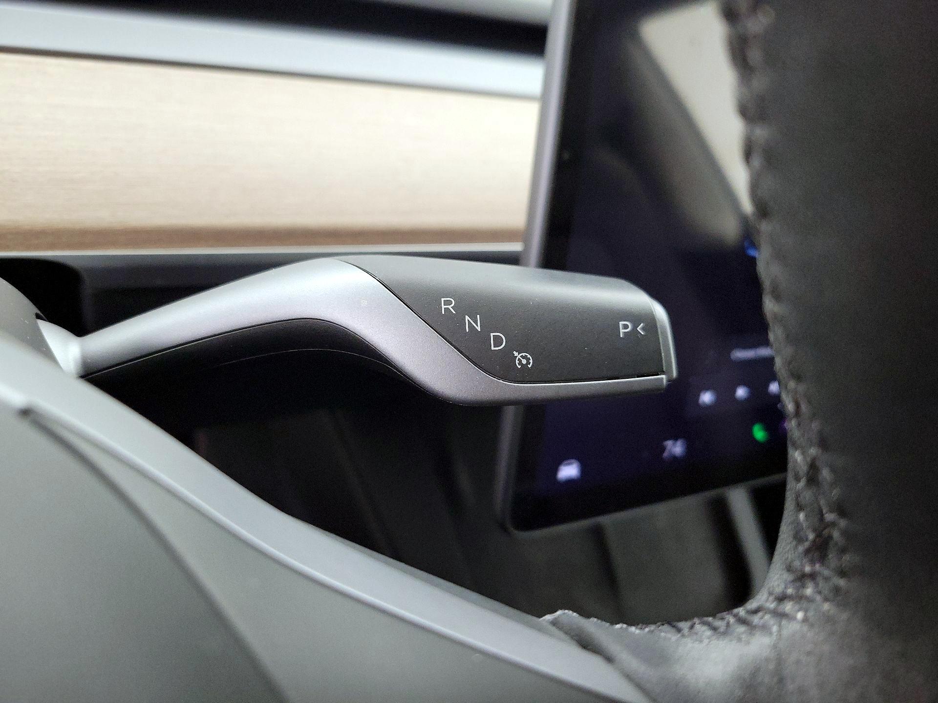 Thumbnail: 2023 Tesla Model 3 - 17