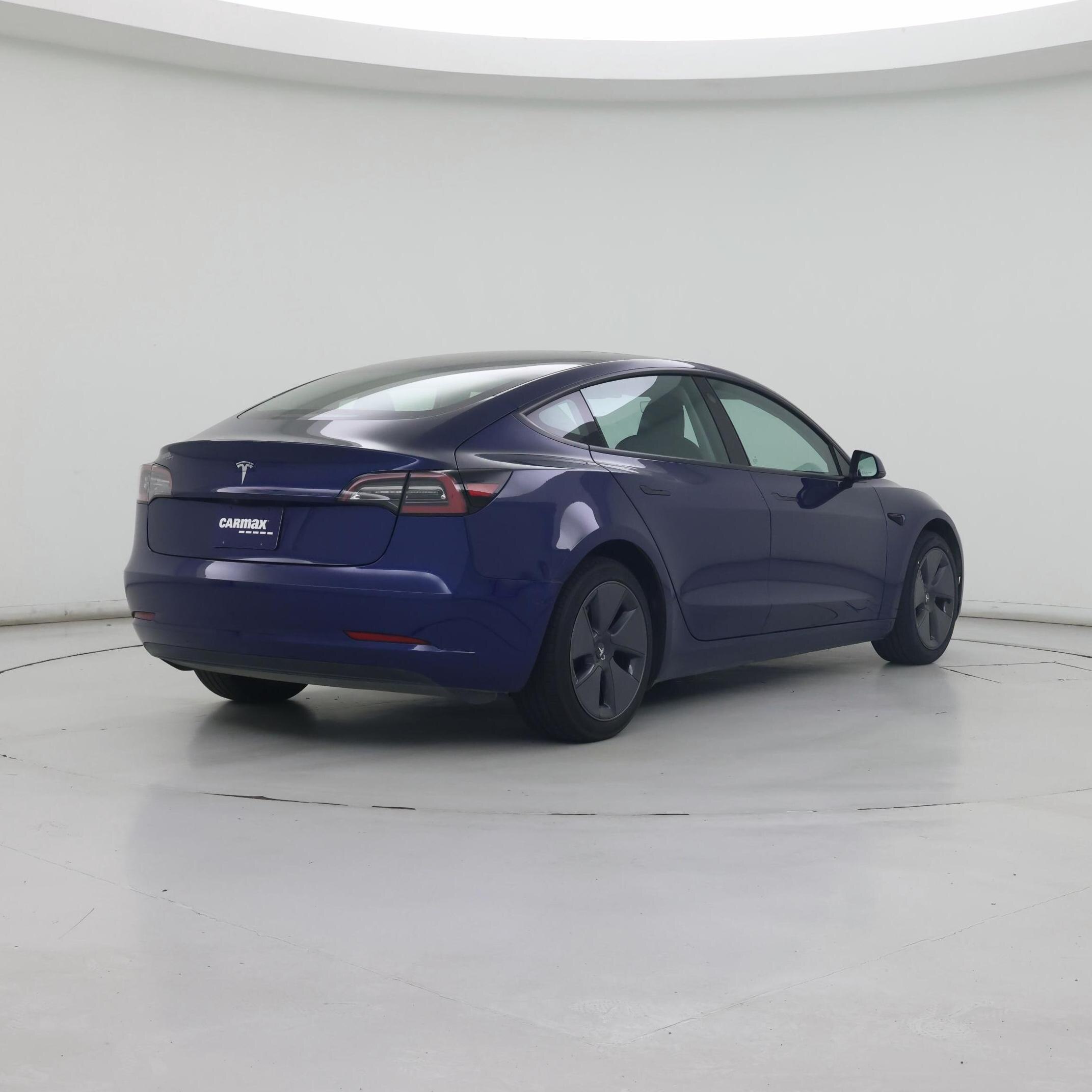 Thumbnail: 2023 Tesla Model 3 - 8