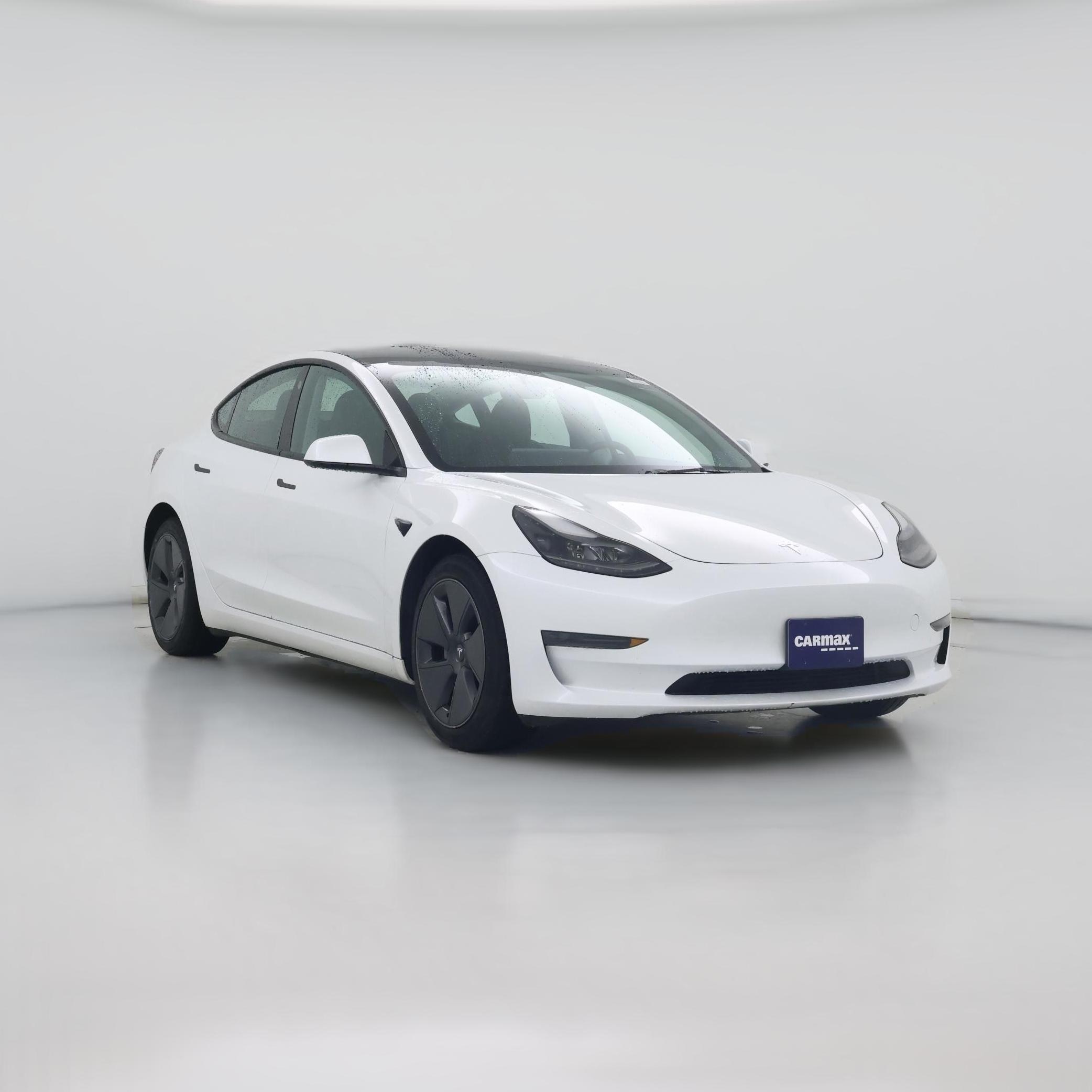 Thumbnail: 2023 Tesla Model 3 - 1