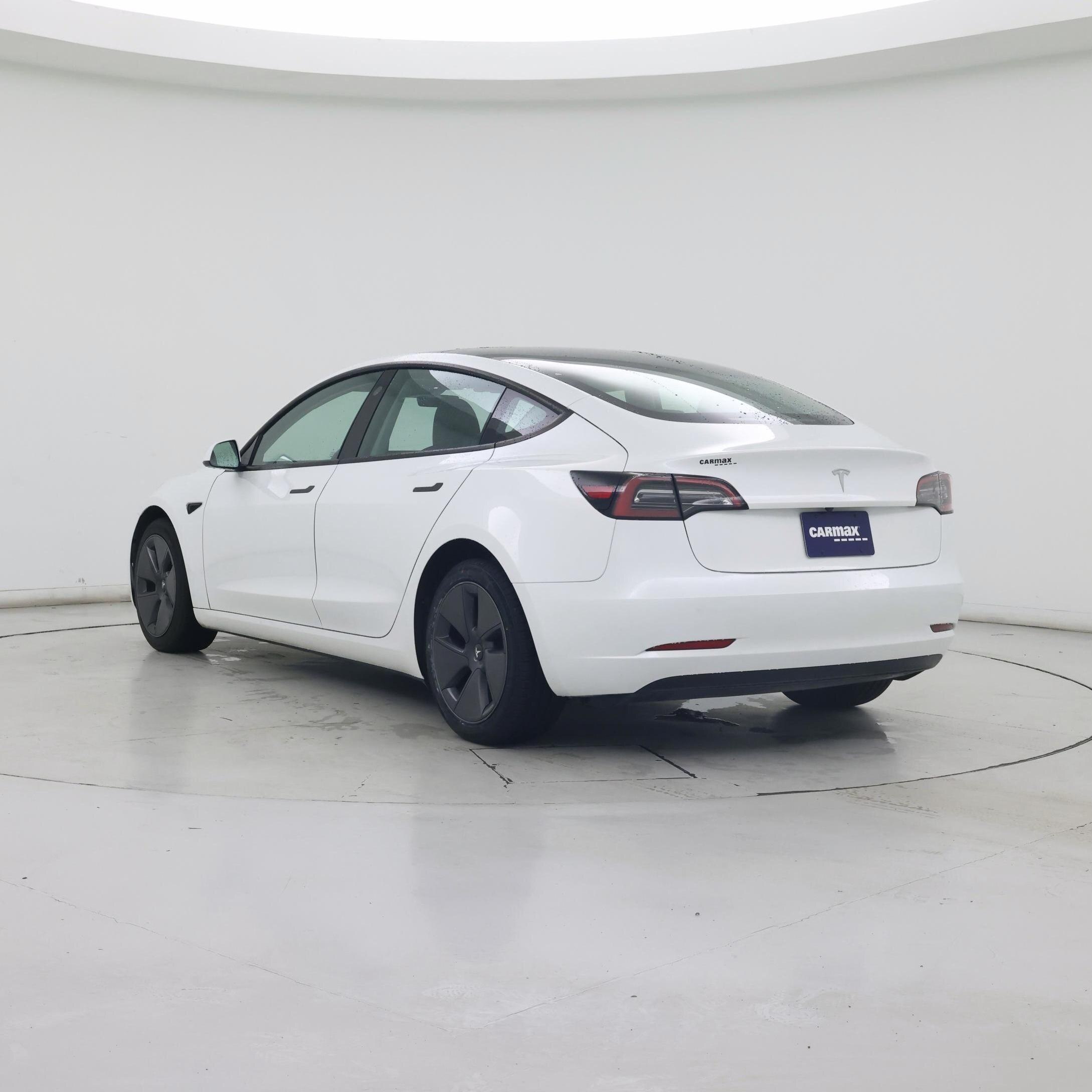 Thumbnail: 2023 Tesla Model 3 - 2