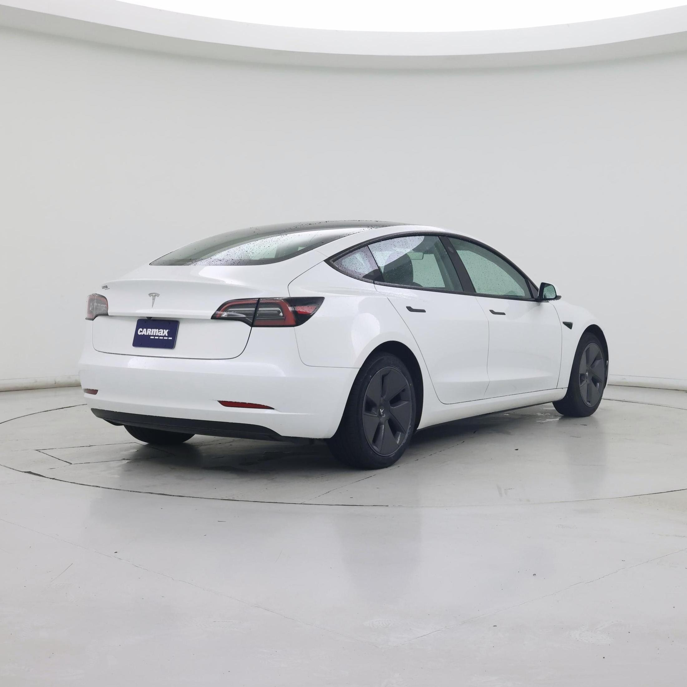 Thumbnail: 2023 Tesla Model 3 - 8