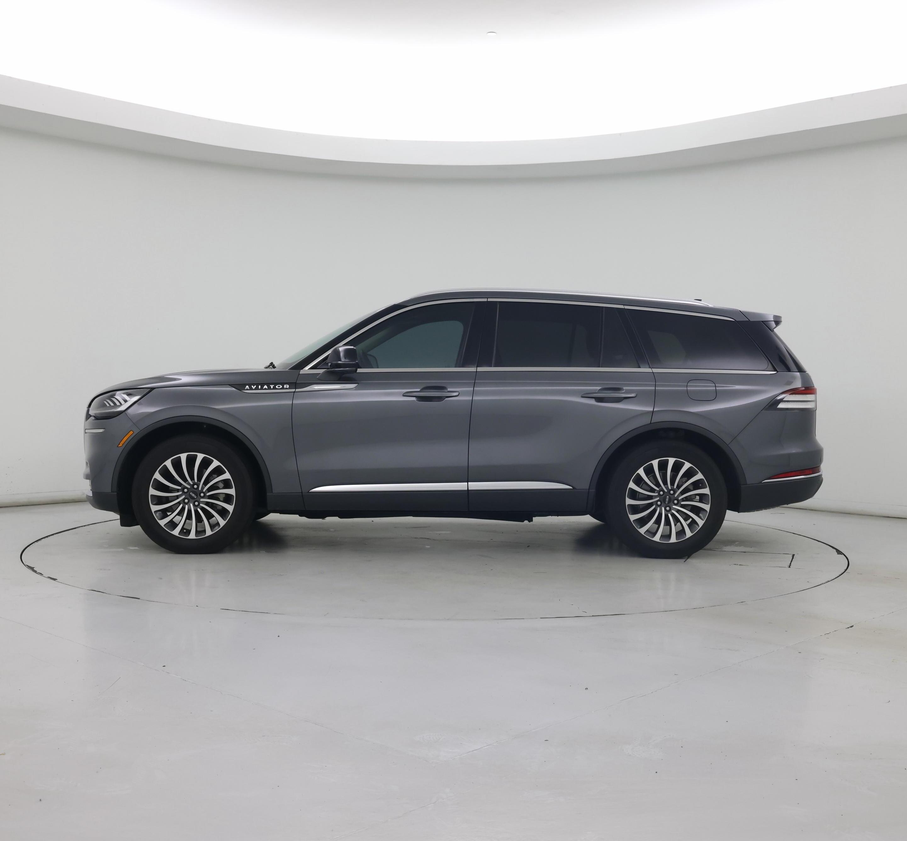 Thumbnail: 2024 Lincoln Aviator - 3