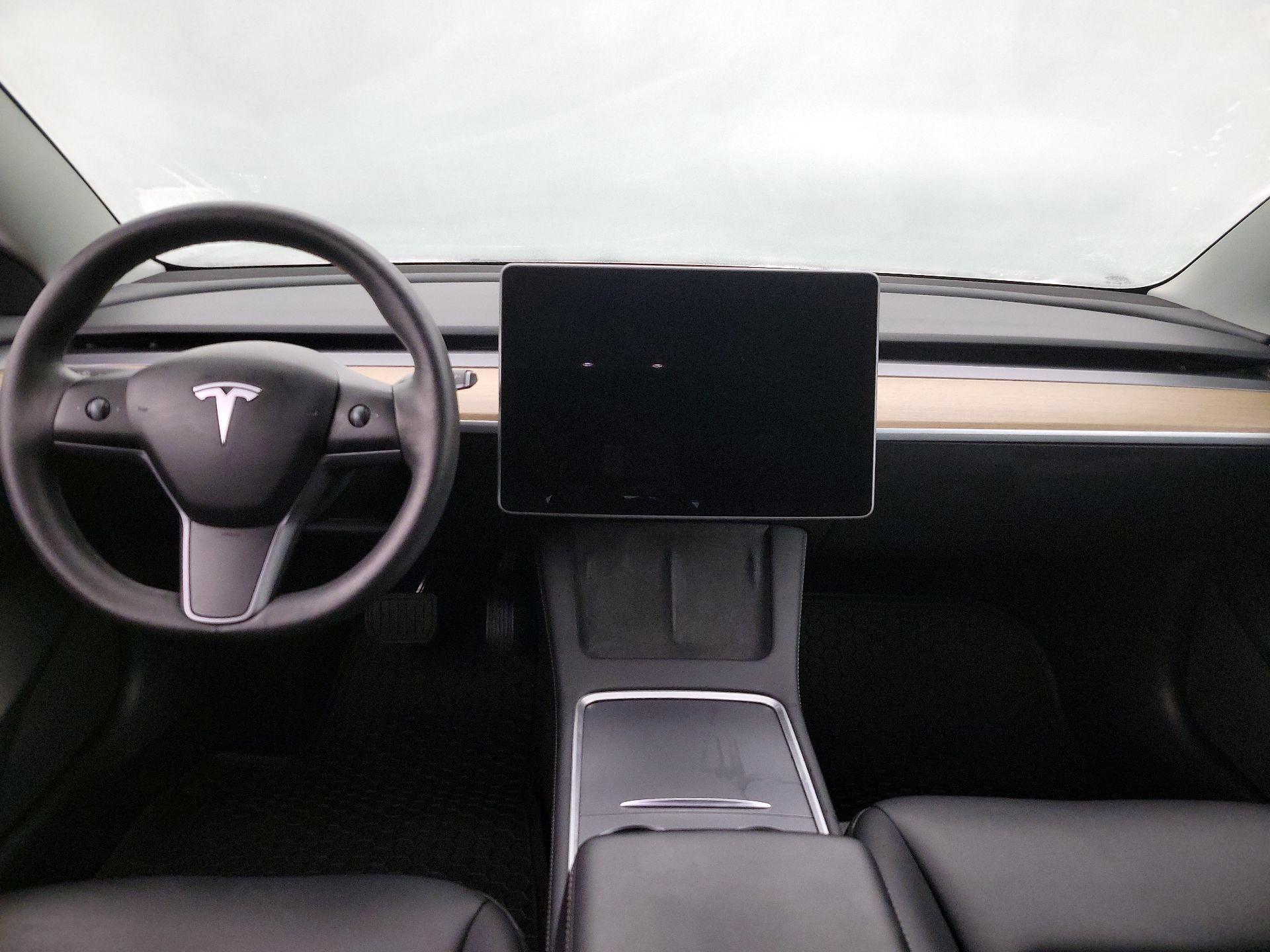 Thumbnail: 2023 Tesla Model 3 - 9