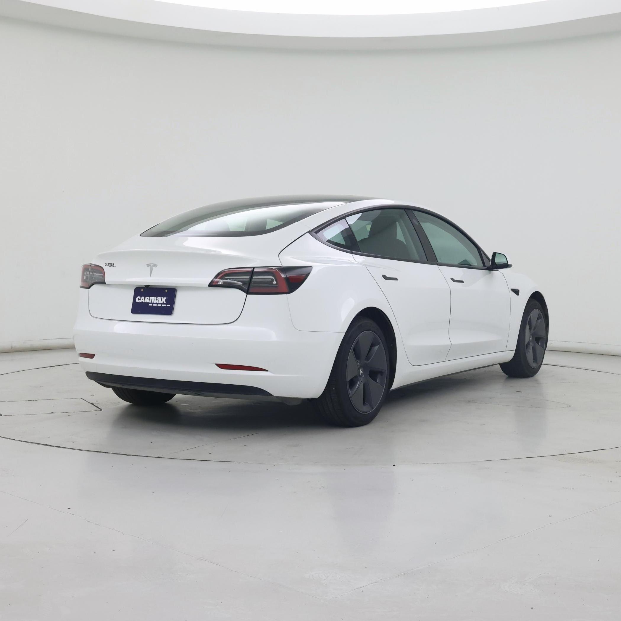 Thumbnail: 2023 Tesla Model 3 - 8