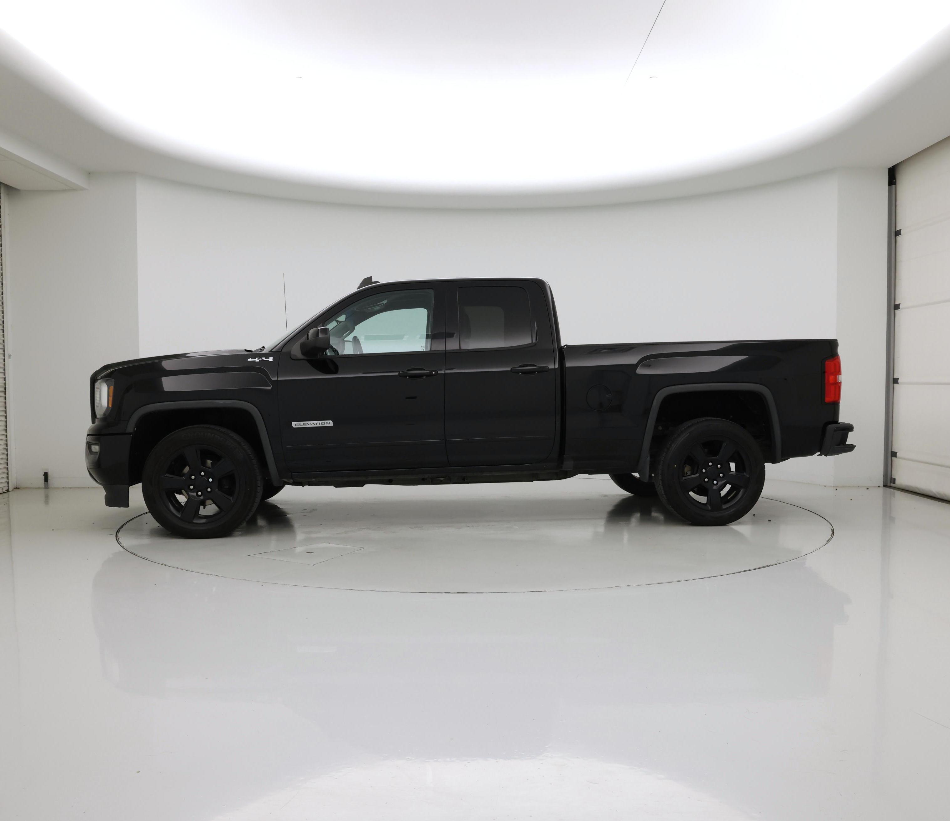 Thumbnail: 2017 GMC Sierra 1500 - 3