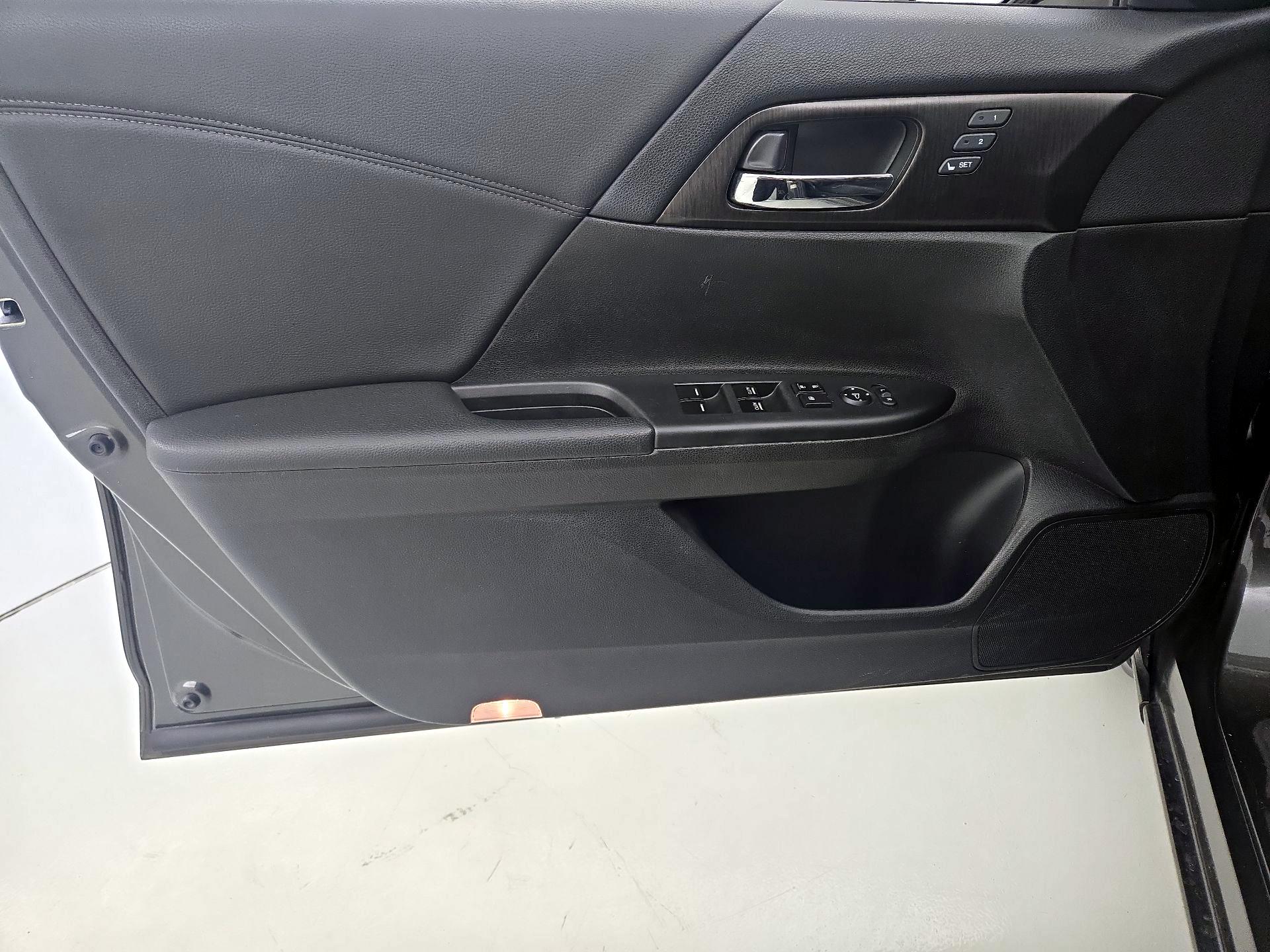 Thumbnail: 2014 Honda Accord - 12