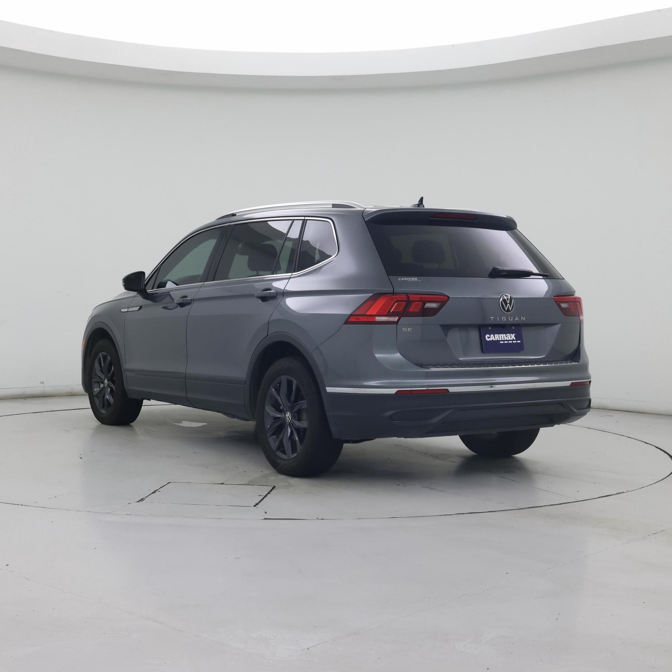 Thumbnail: 2024 Volkswagen Tiguan - 2