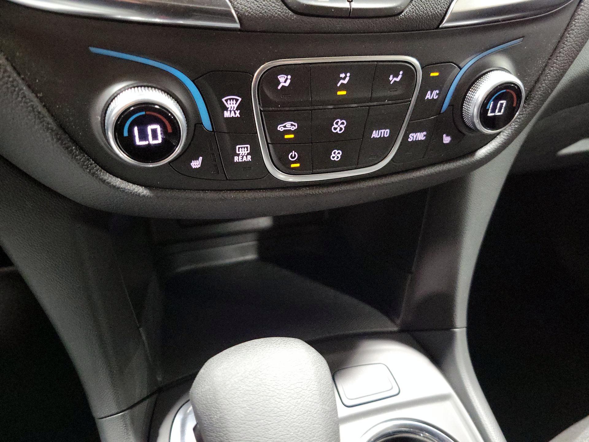 Thumbnail: 2024 Chevrolet Equinox - 16