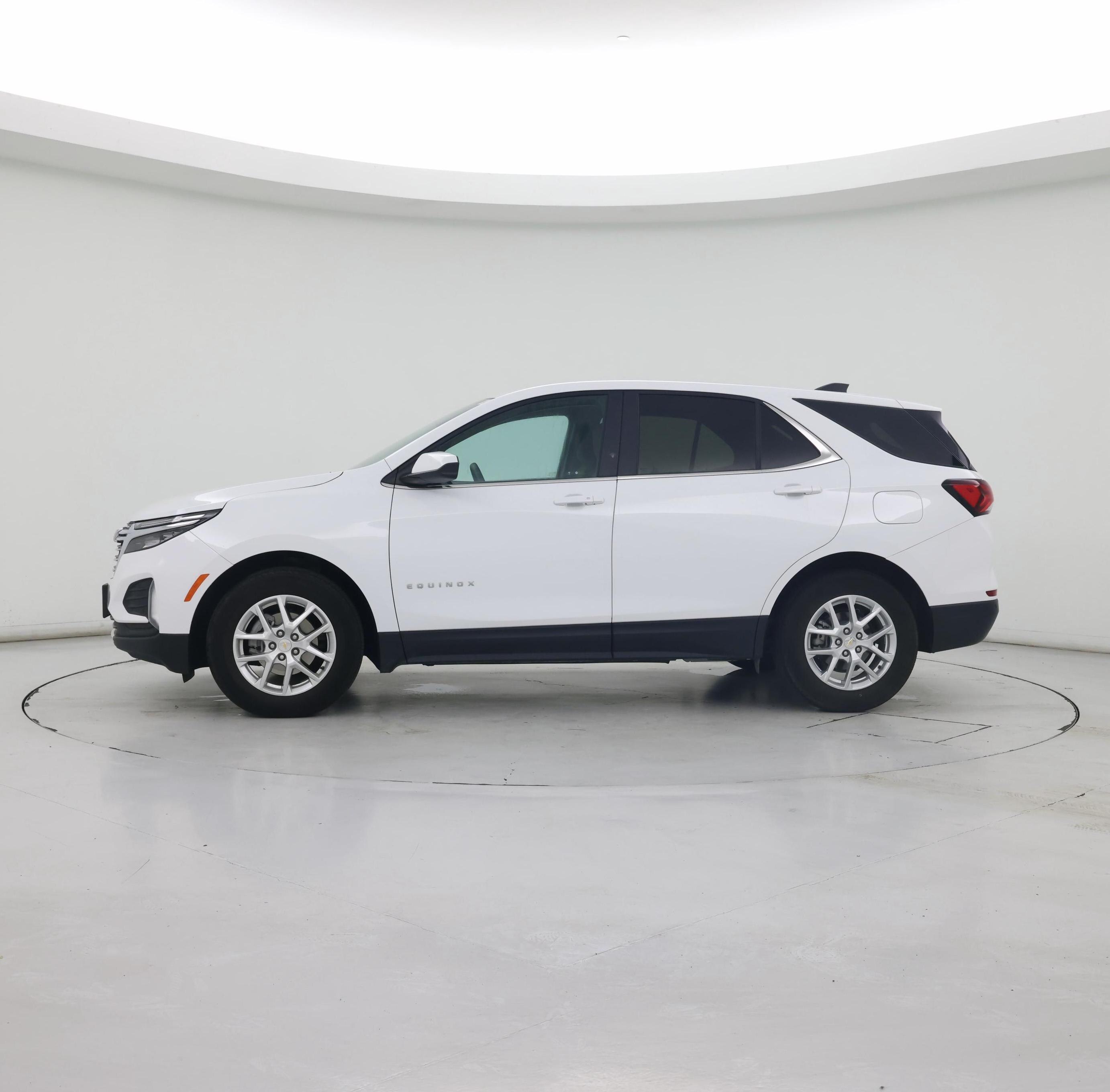 Thumbnail: 2024 Chevrolet Equinox - 3