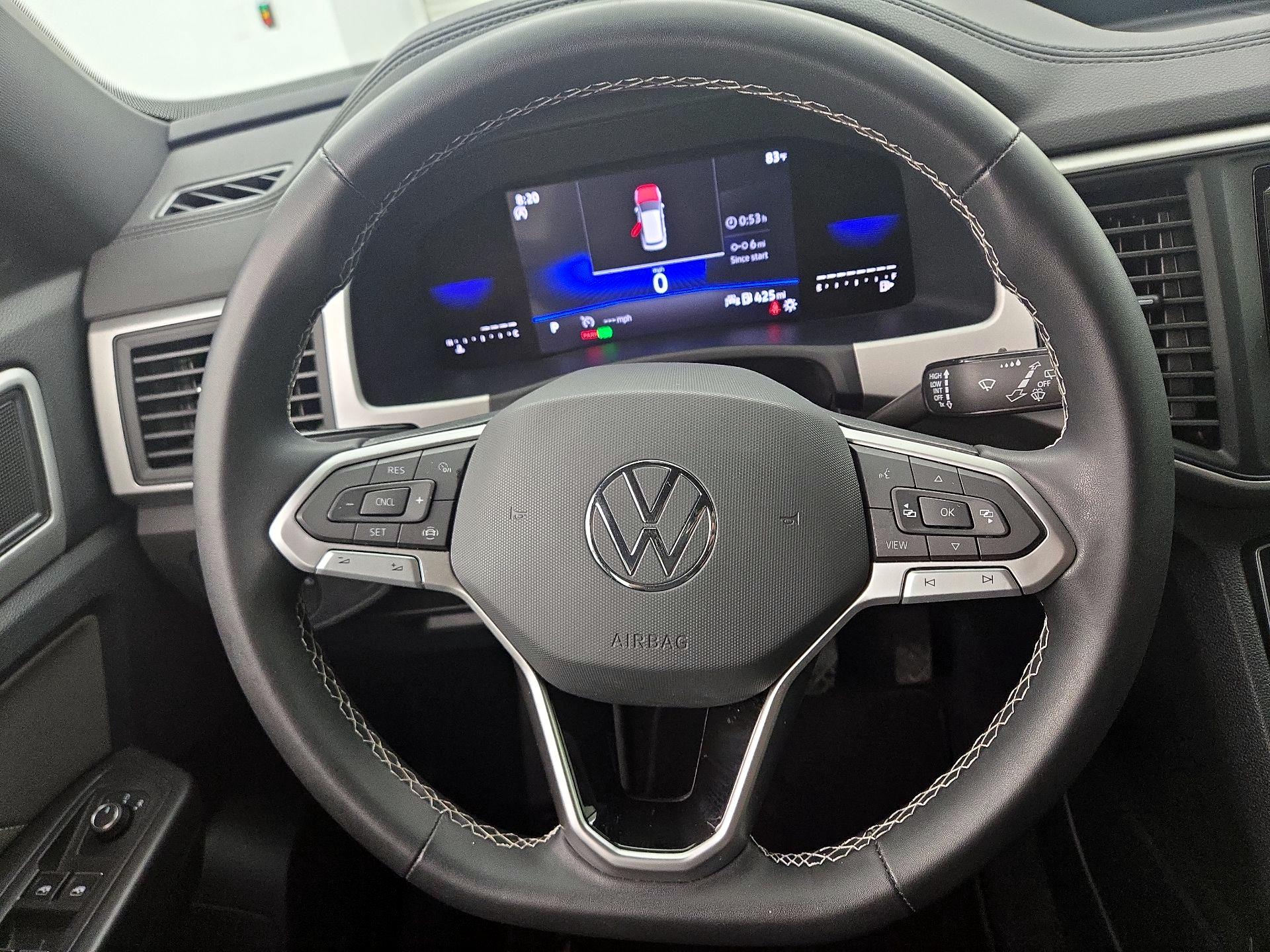Thumbnail: 2022 Volkswagen Atlas - 10