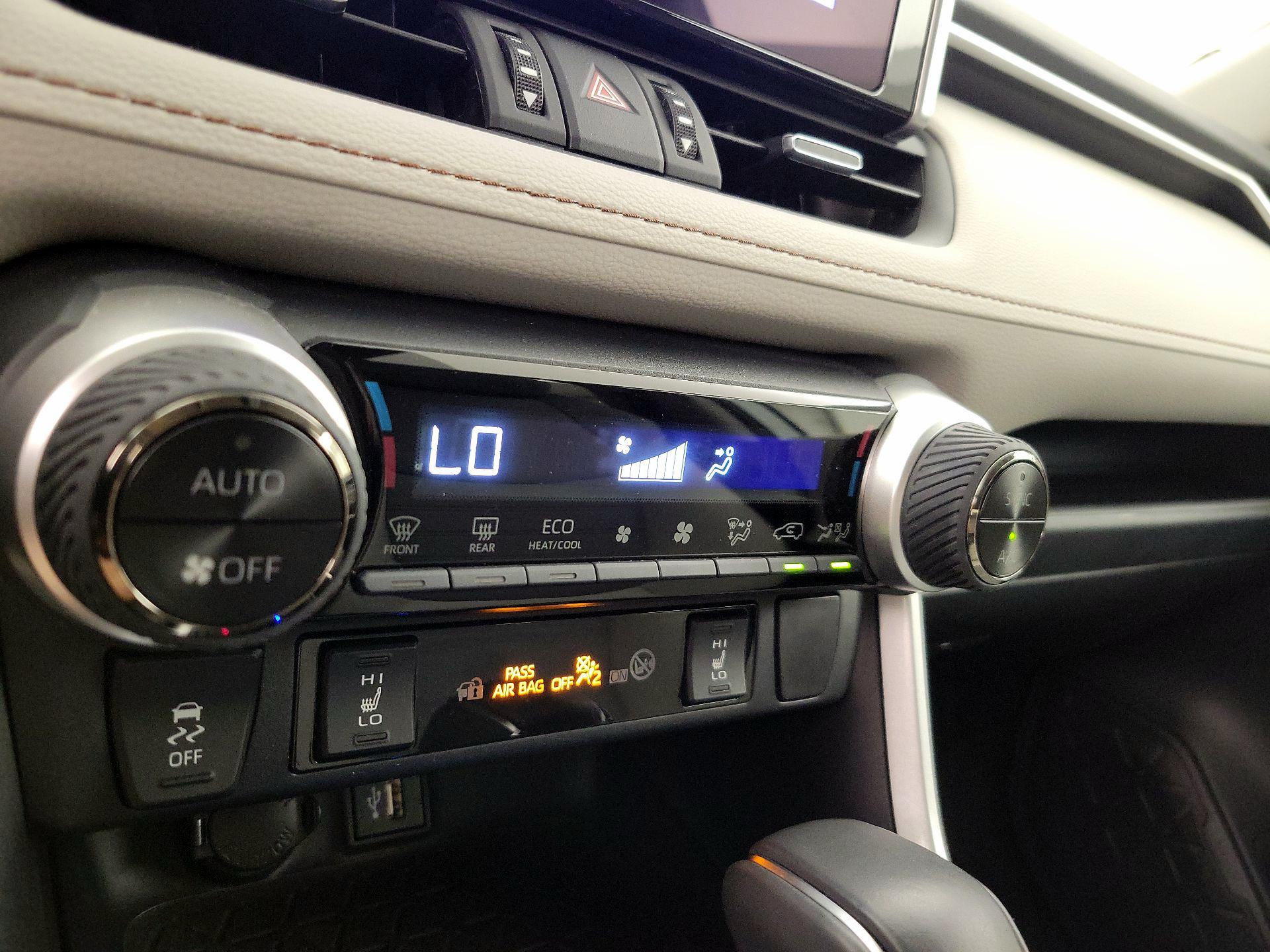 Thumbnail: 2024 Toyota RAV4 - 16