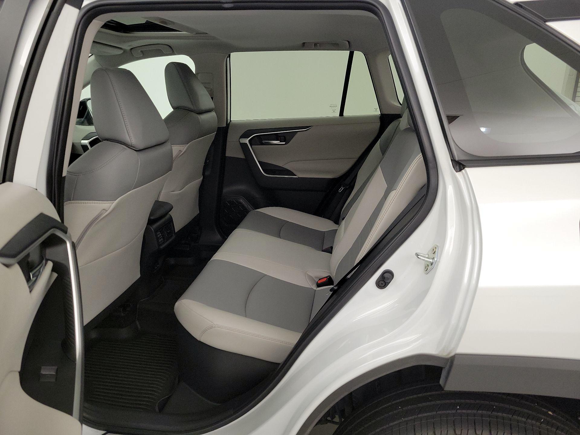 Thumbnail: 2024 Toyota RAV4 - 20