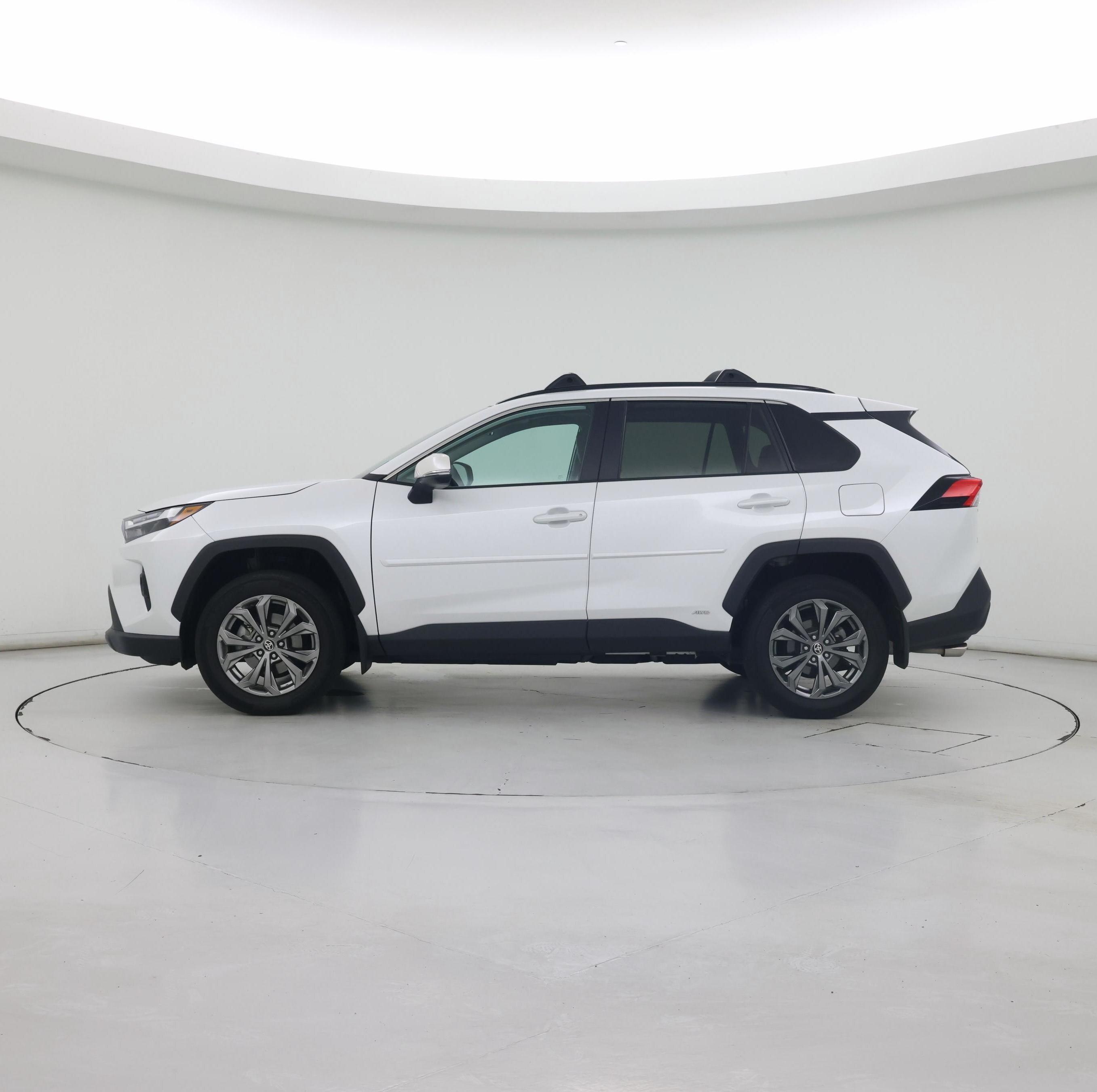 Thumbnail: 2024 Toyota RAV4 - 3