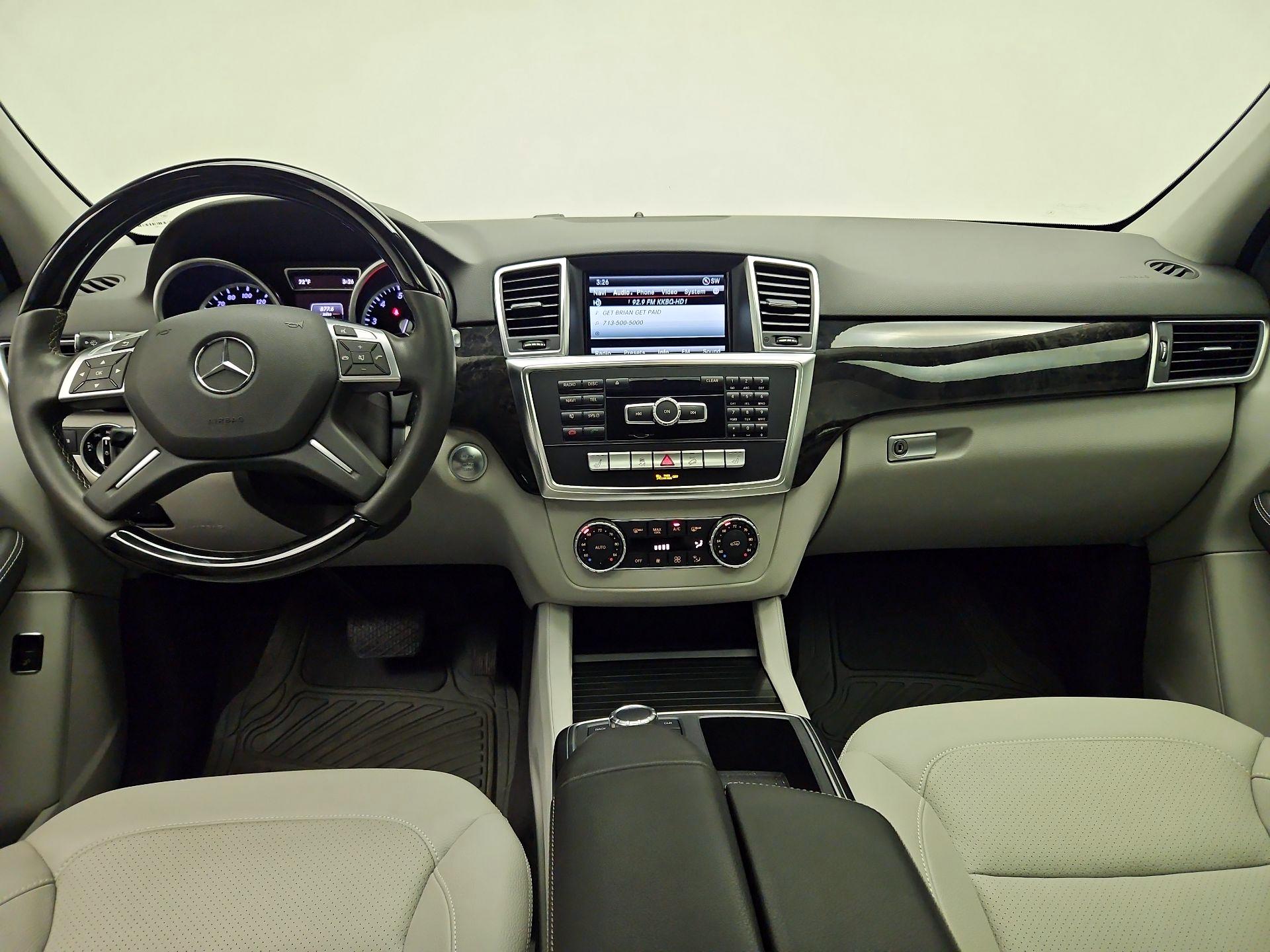 Thumbnail: 2015 Mercedes-Benz M-Class - 9
