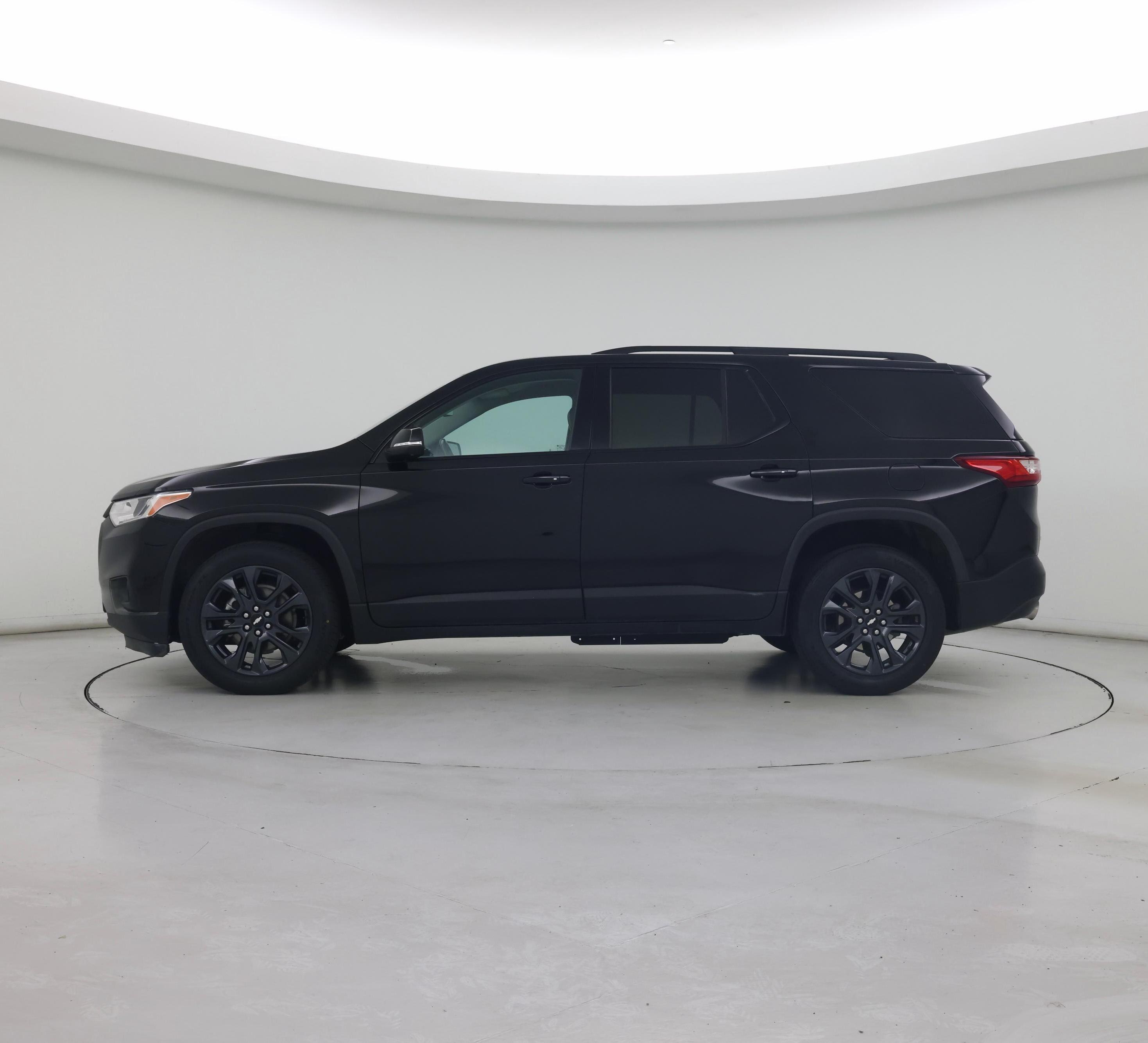 Thumbnail: 2021 Chevrolet Traverse - 3