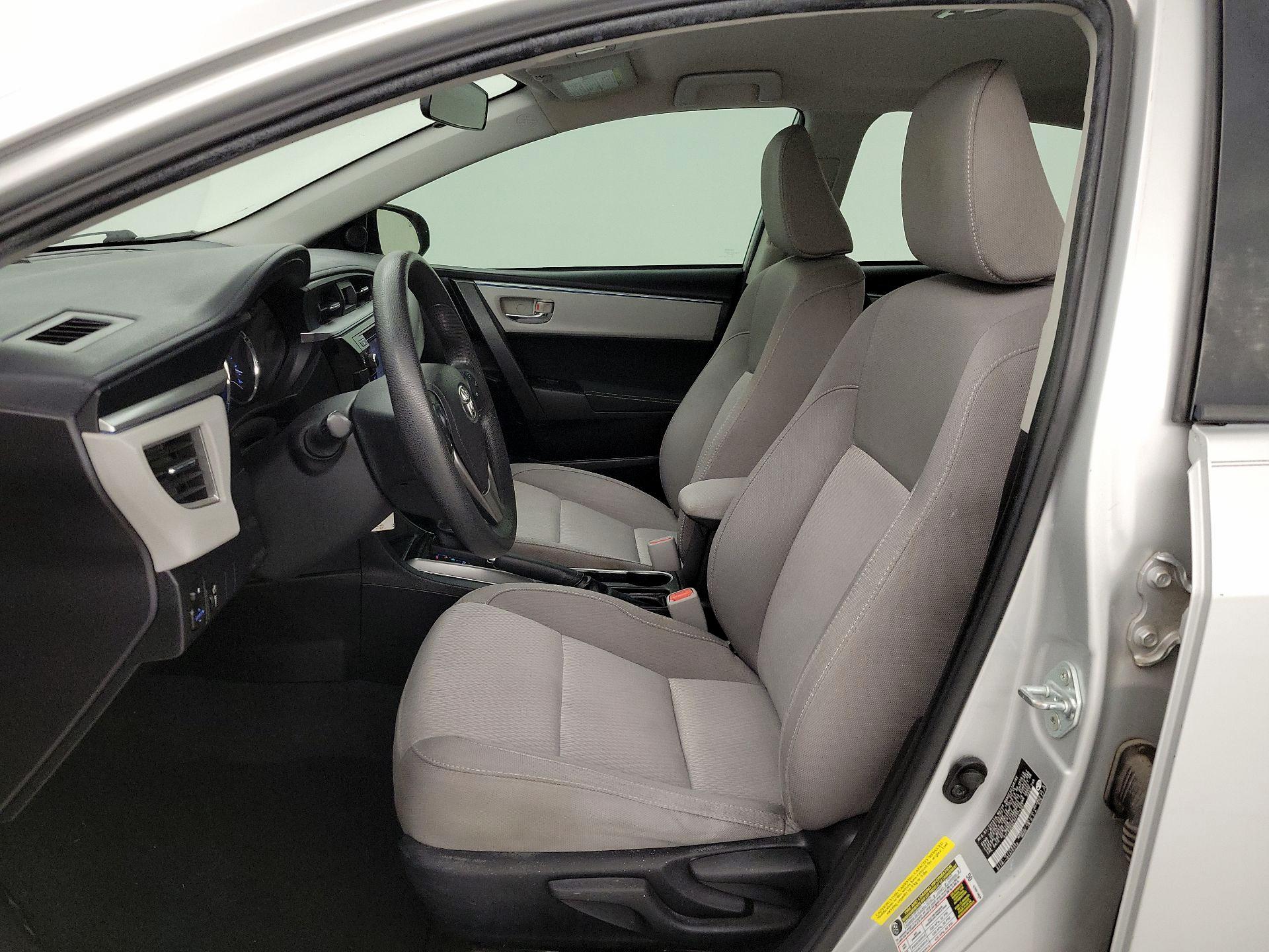 Thumbnail: 2015 Toyota Corolla - 11