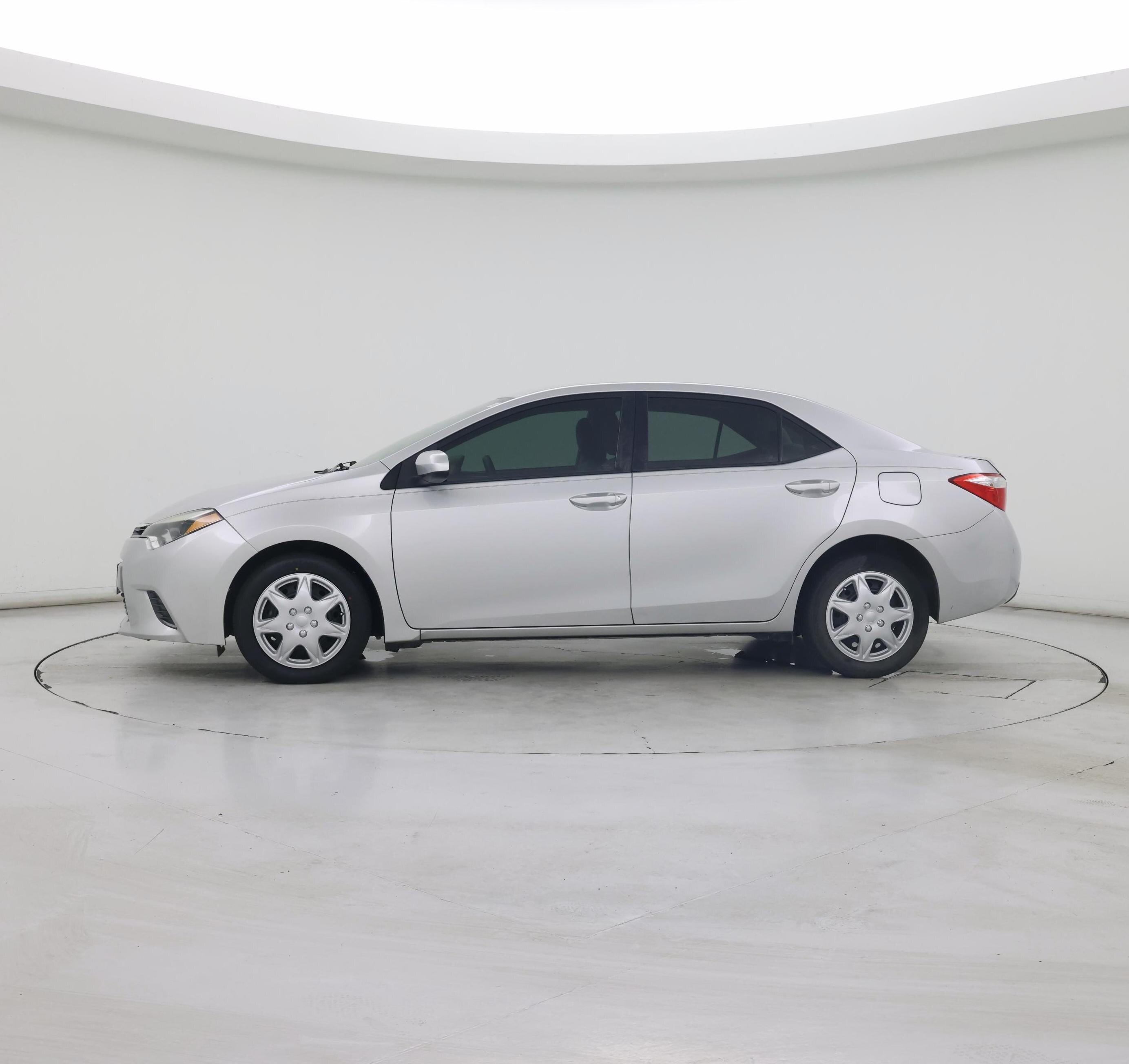 Thumbnail: 2015 Toyota Corolla - 3