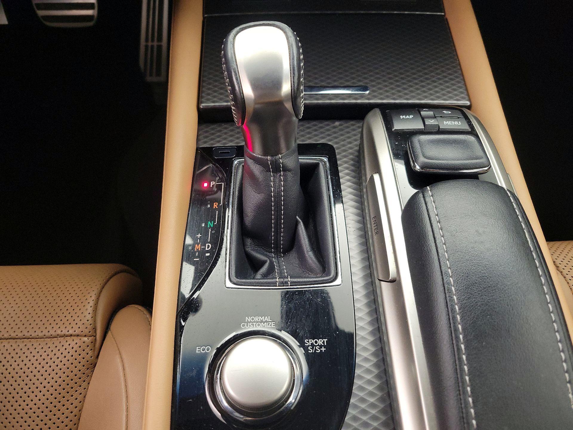 Thumbnail: 2016 Lexus GS - 17
