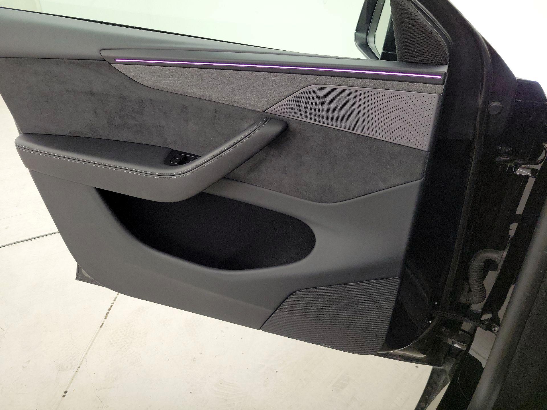 Thumbnail: 2026 Tesla Model Y - 12